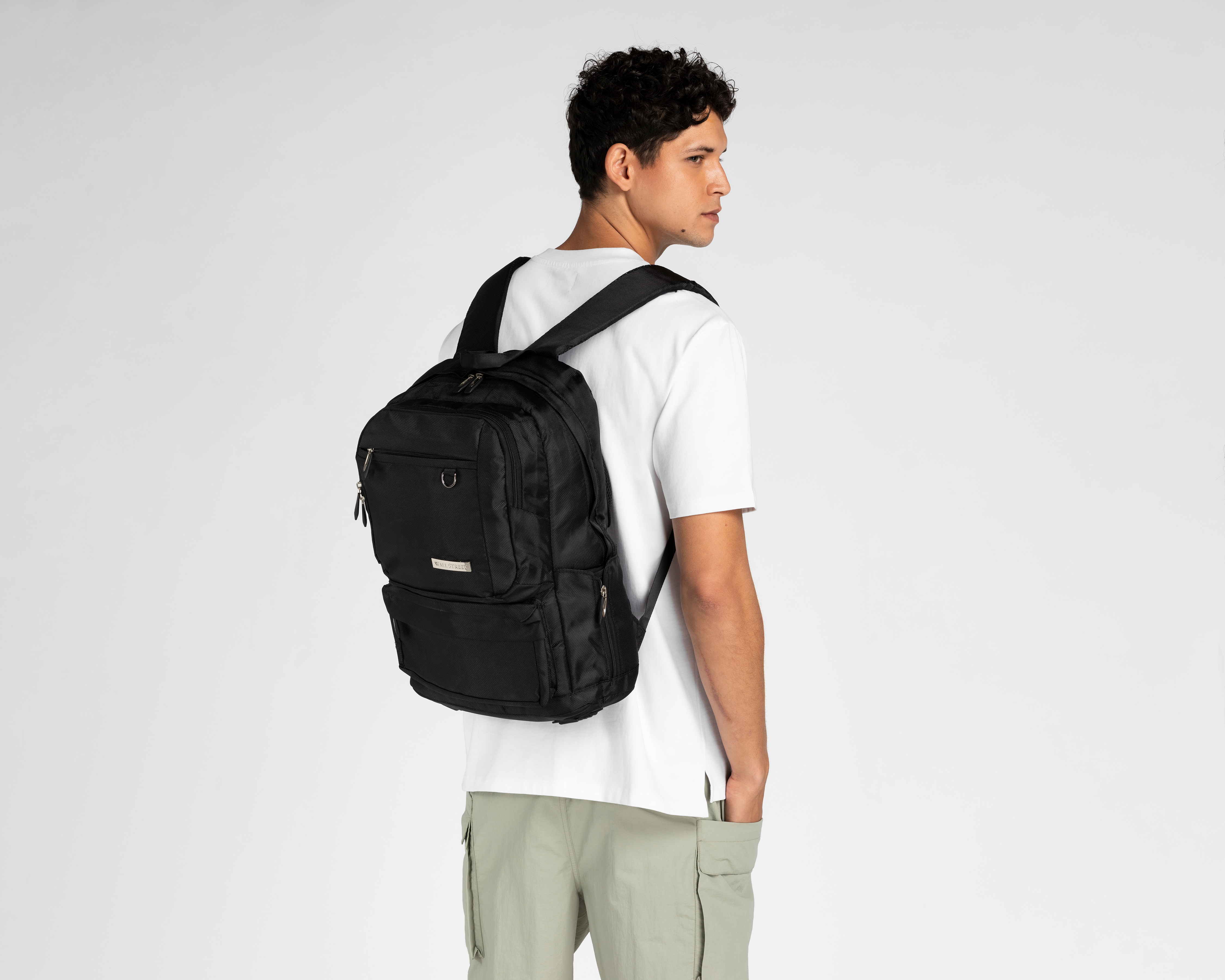 Foto 9 pulgar | Foto 8 | Mochila Wall Street Negra