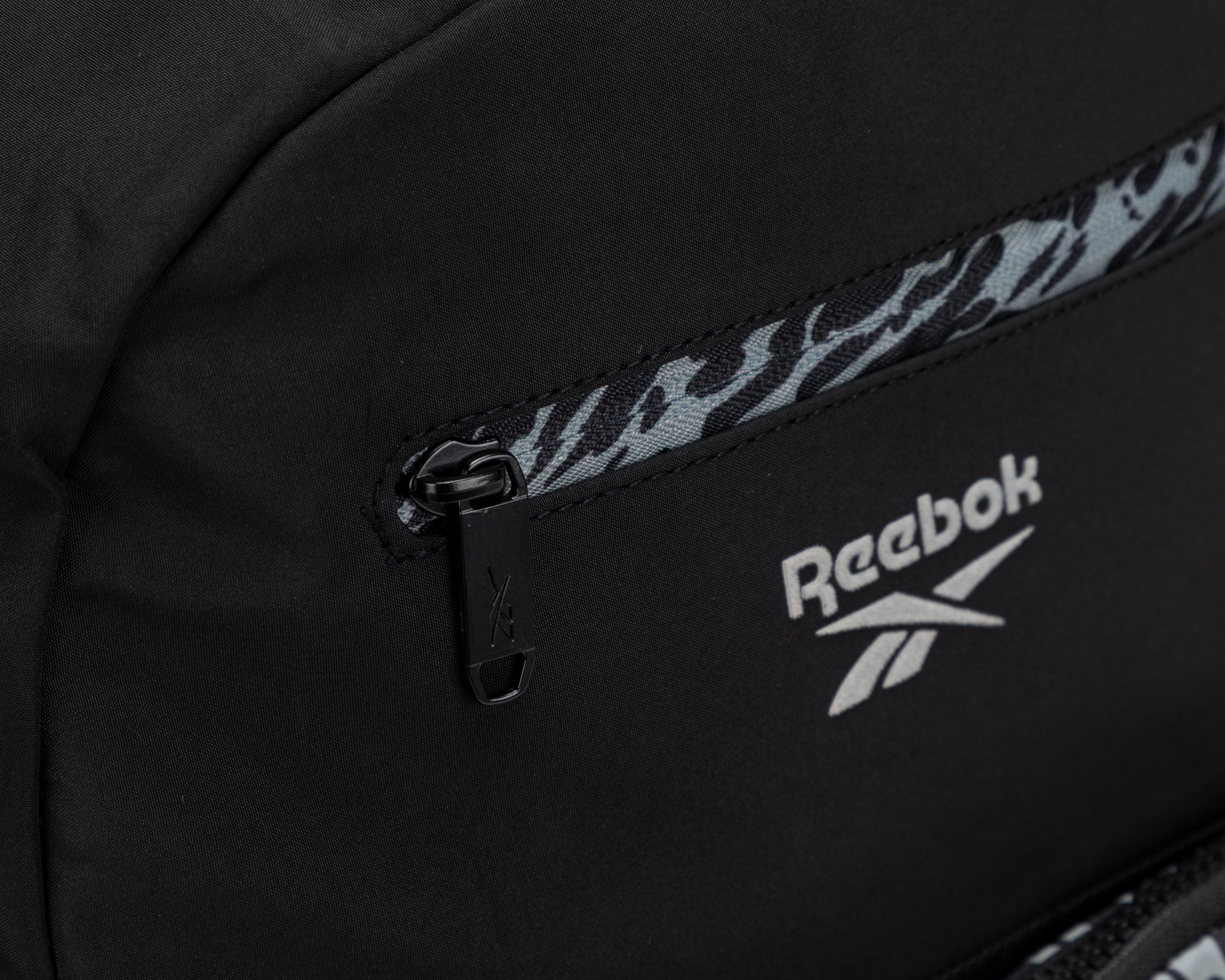 Foto 6 pulgar | Foto 5 | Mochila Escolar Reebok Negra