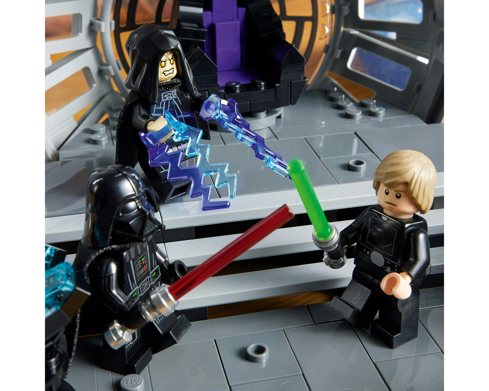 Foto 9 pulgar | Foto 8 | LEGO Star Wars Diorama: Sala del Trono del Emperador 75352