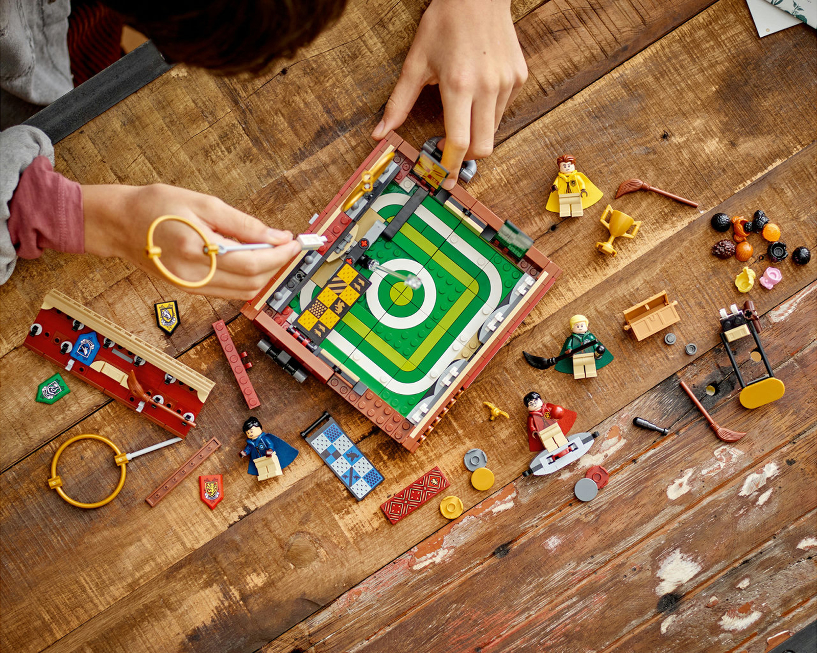 Foto 5 pulgar | Foto 4 | LEGO Harry Potter: Baúl de Quidditch