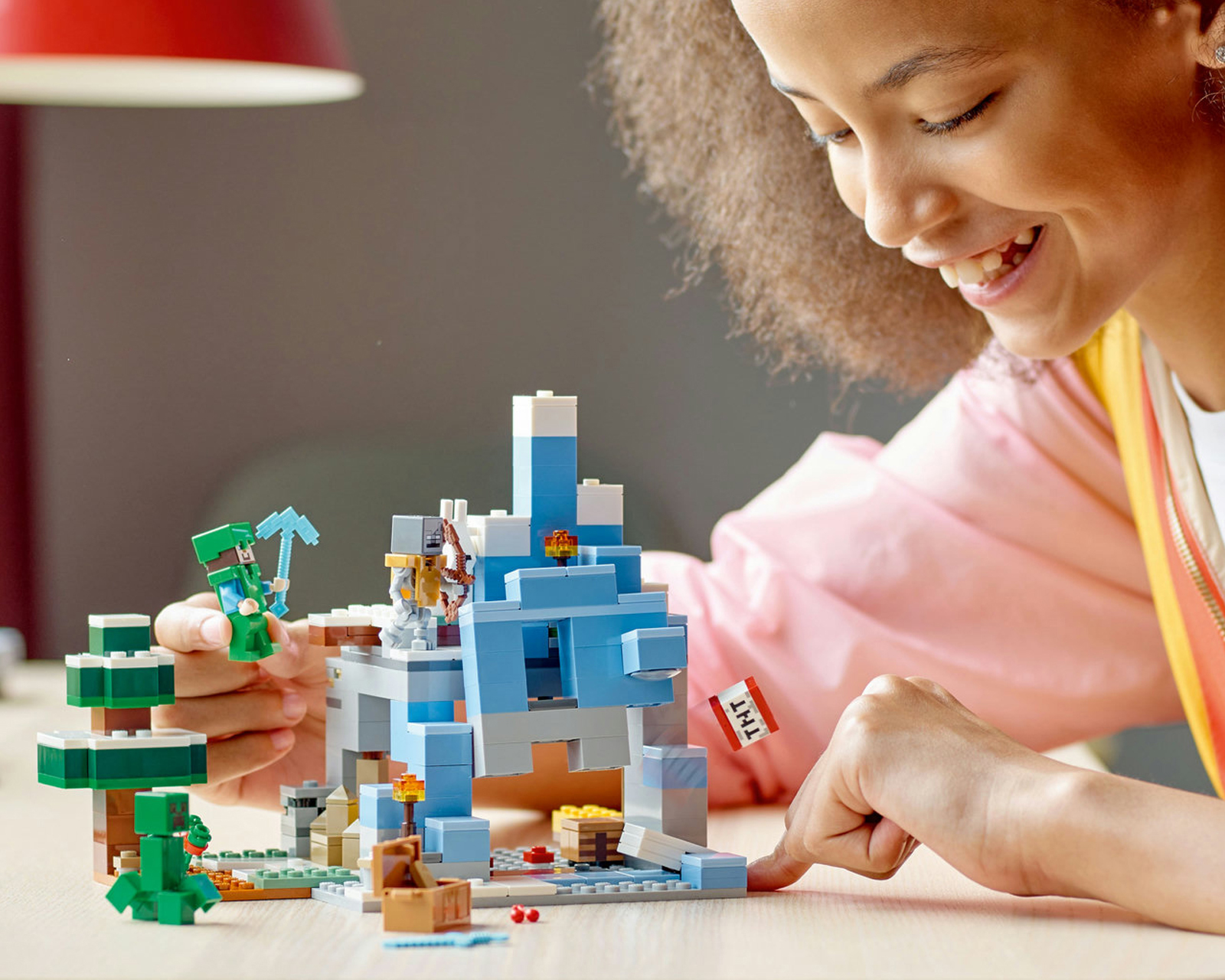 Foto 6 pulgar | Foto 5 | LEGO Minecraft: Los Picos de Hielo