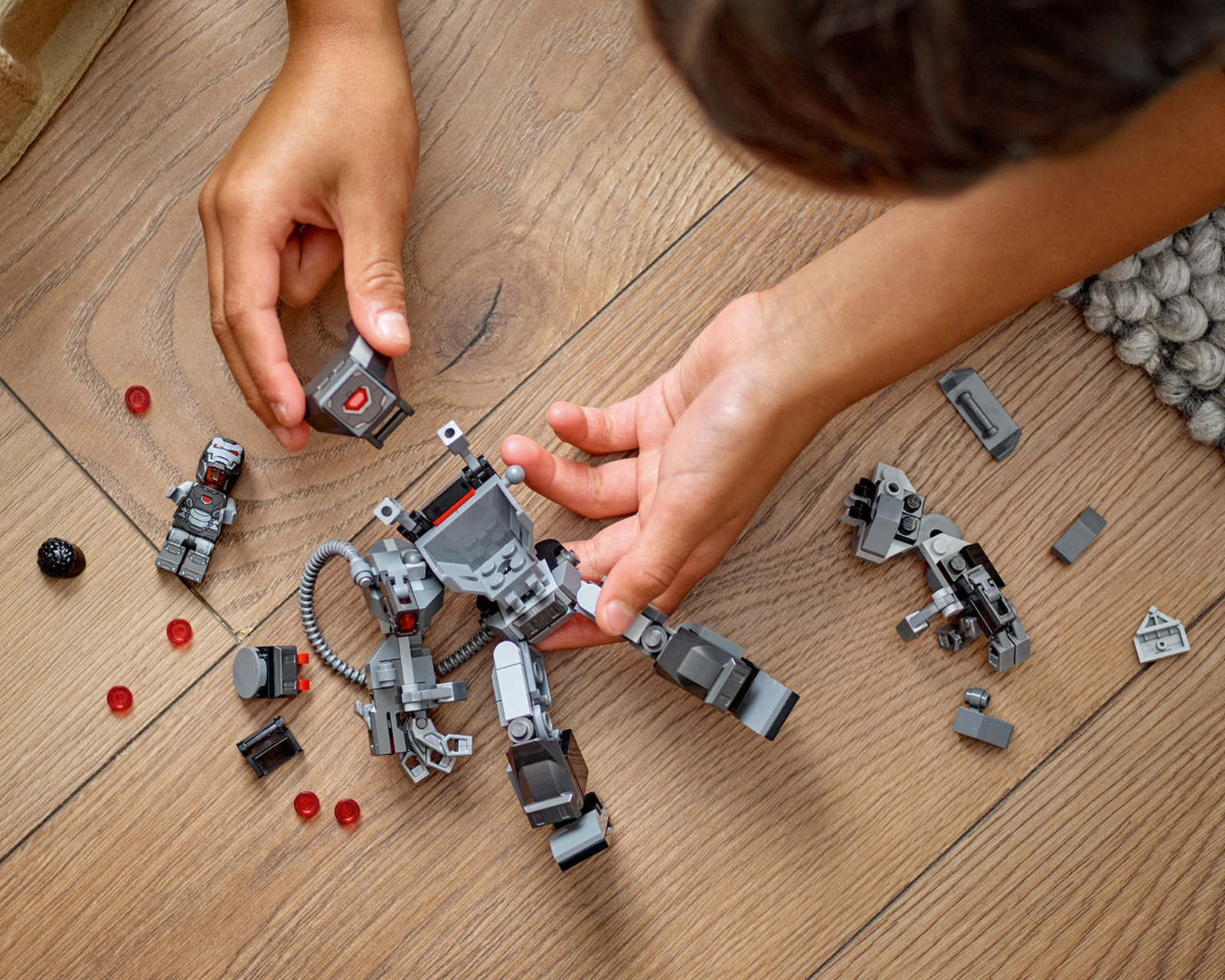 Foto 4 | Foto 4 | LEGO Marvel: Armadura Robótica de Máquina de Guerra