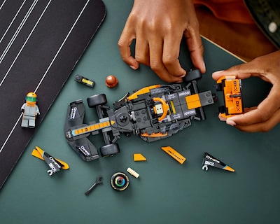 Foto 4 | Foto 4 | LEGO Speed Champions: Auto de Carreras de Fórmula 1 McLaren 2023
