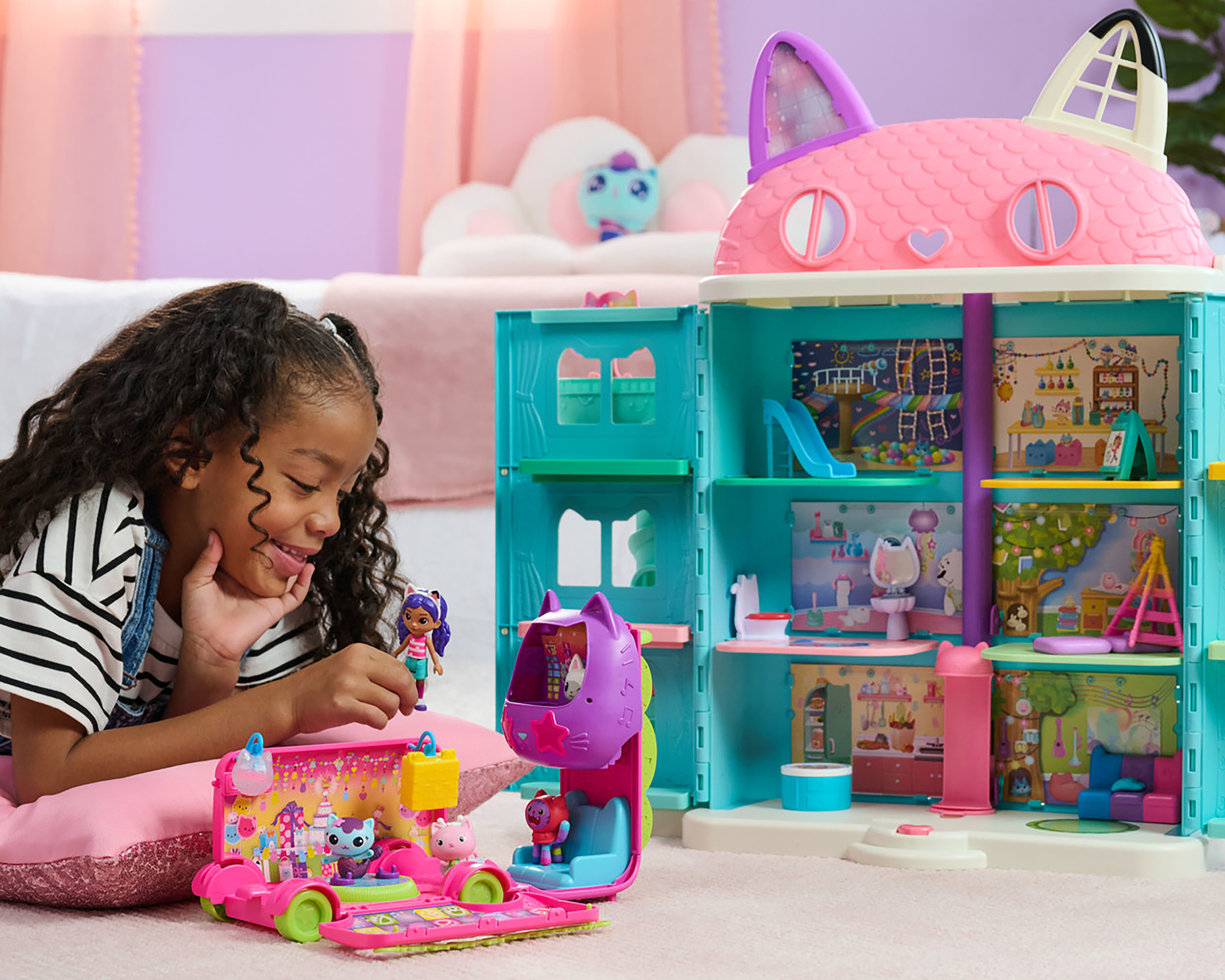 Foto 5 | Foto 5 | Autobús de Fiesta Gatuna Gabby's Dollhouse Spin Master 10 Piezas