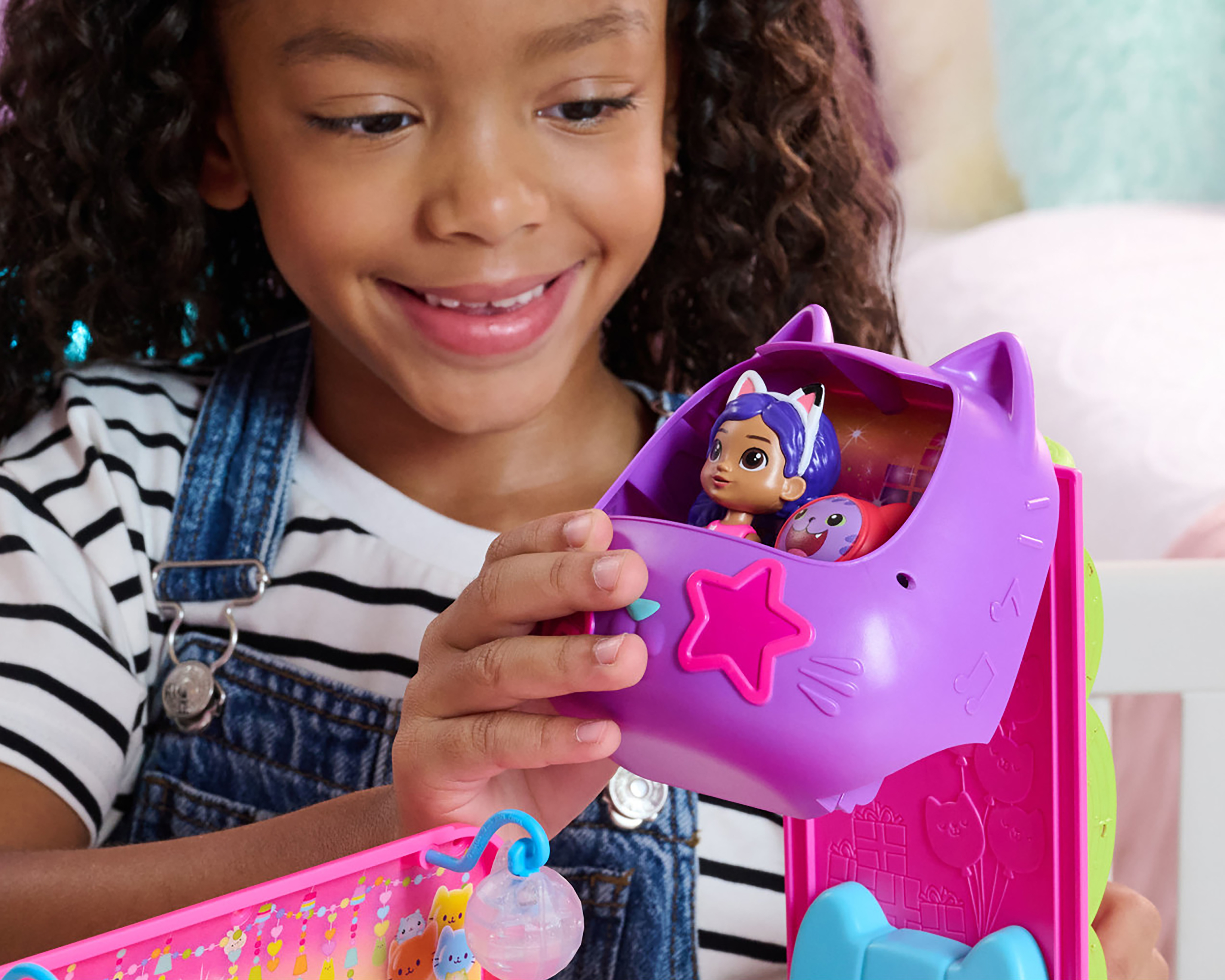 Foto 7 | Foto 7 | Autobús de Fiesta Gatuna Gabby's Dollhouse Spin Master 10 Piezas