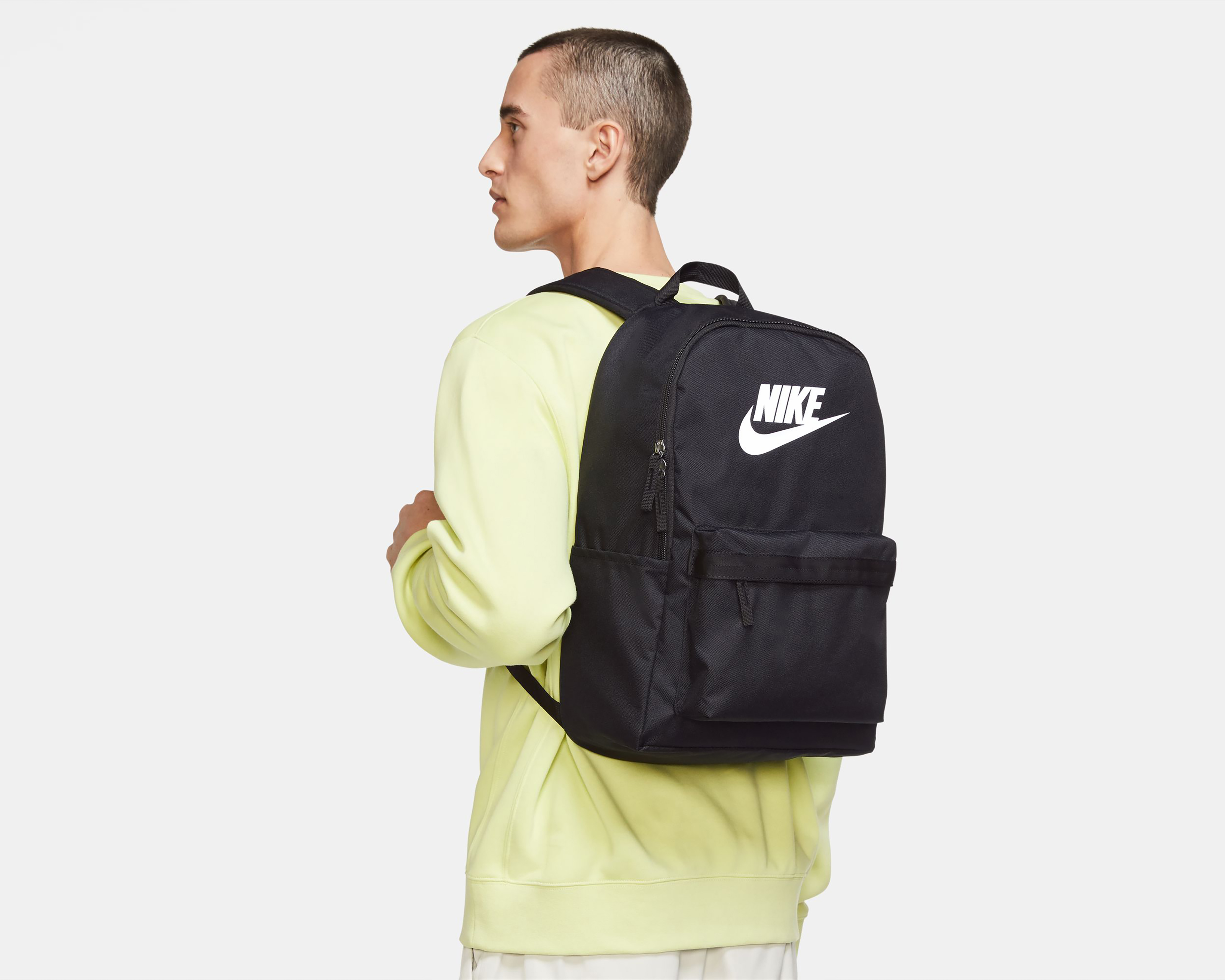 Foto 7 pulgar | Foto 6 | Mochila Nike Heritage