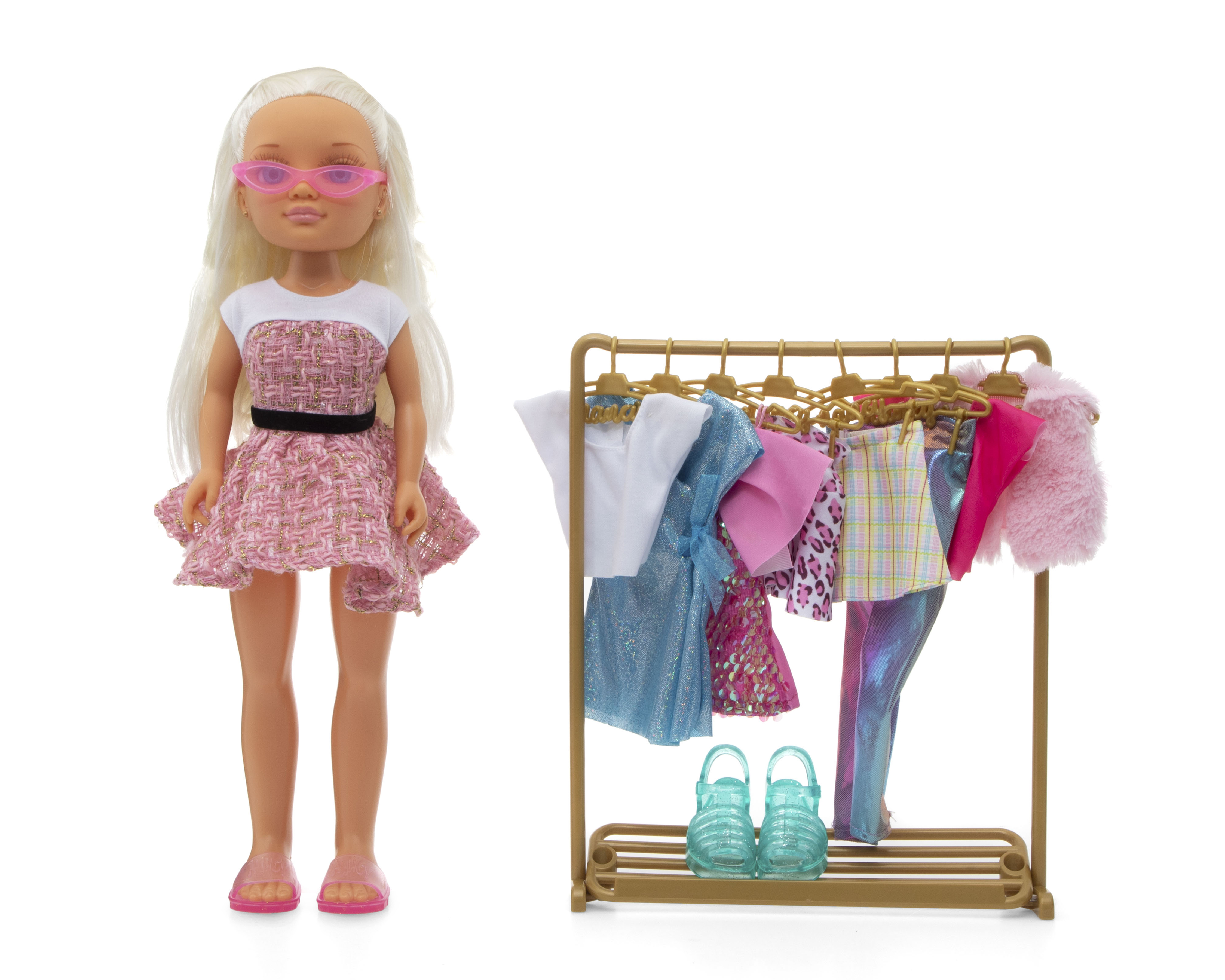 Foto 3 pulgar | Foto 2 | Muñeca Nancy Vestidor Delooks