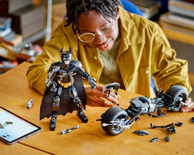 Foto 4 | Foto 4 | Lego DC Batman: Figura para Construir: Batman y Moto Bat-Pod