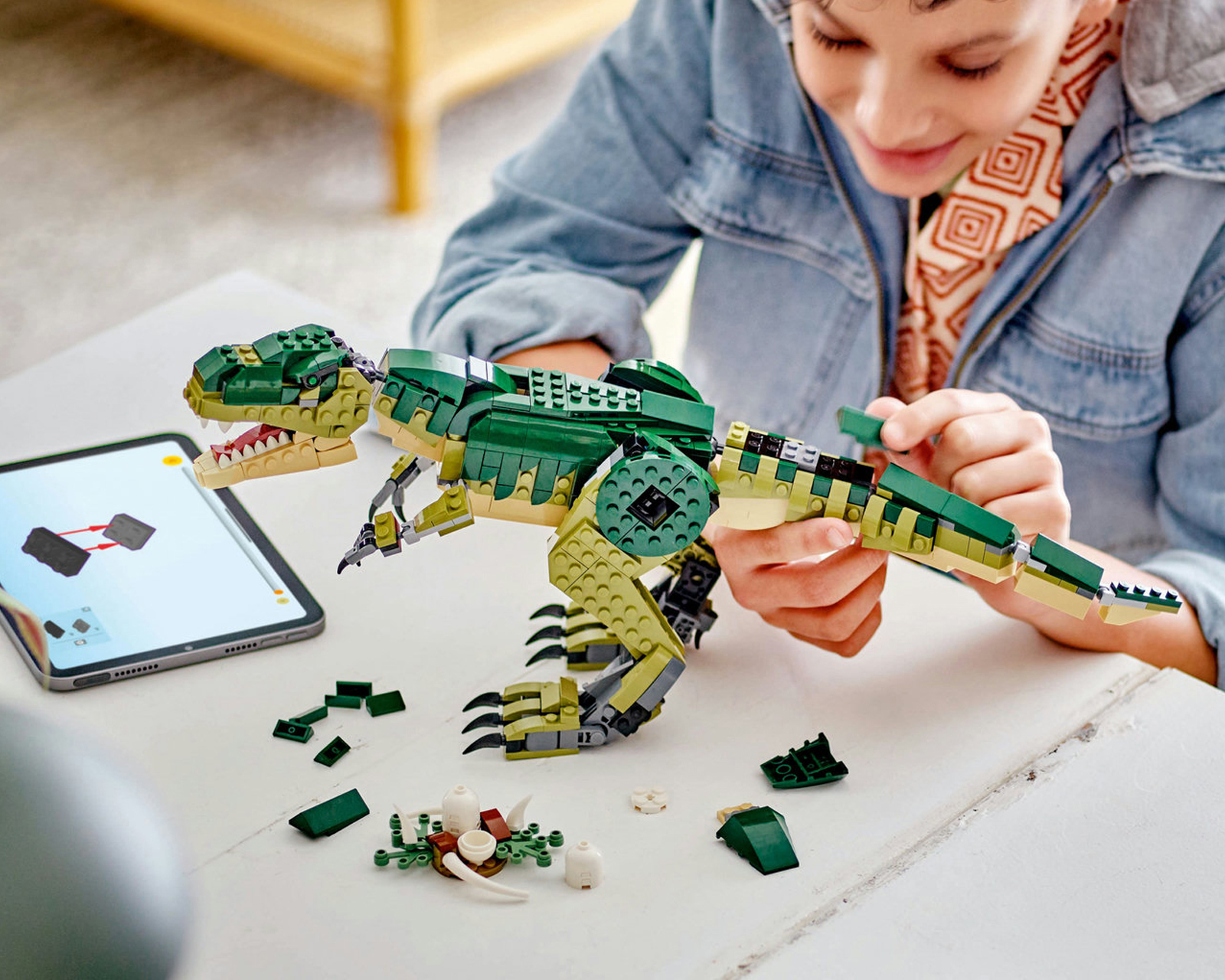 Foto 6 pulgar | Foto 4 | LEGO Creator 3 en 1: T. Rex