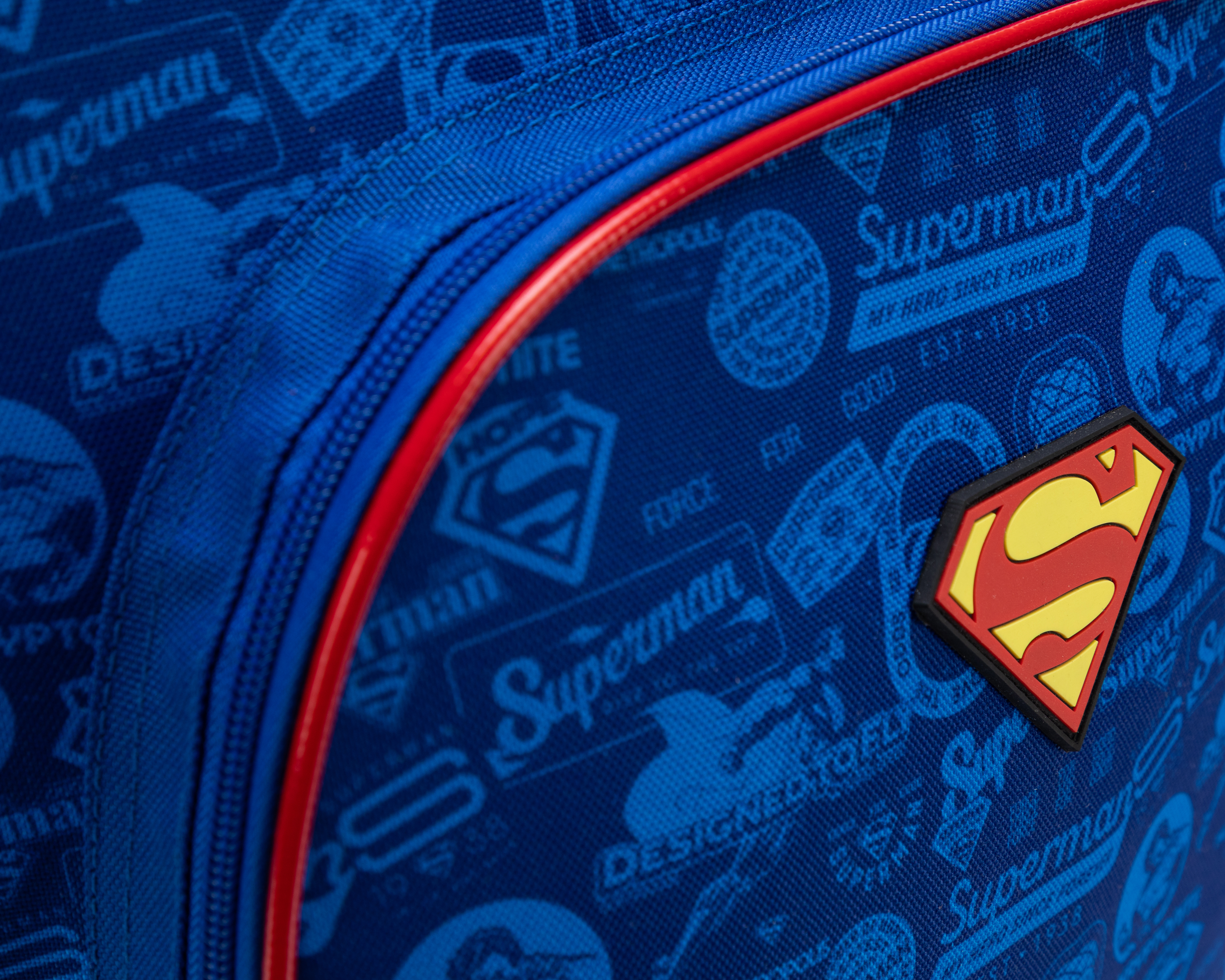 Foto 6 pulgar | Foto 5 | Mochila Escolar Superman Azul