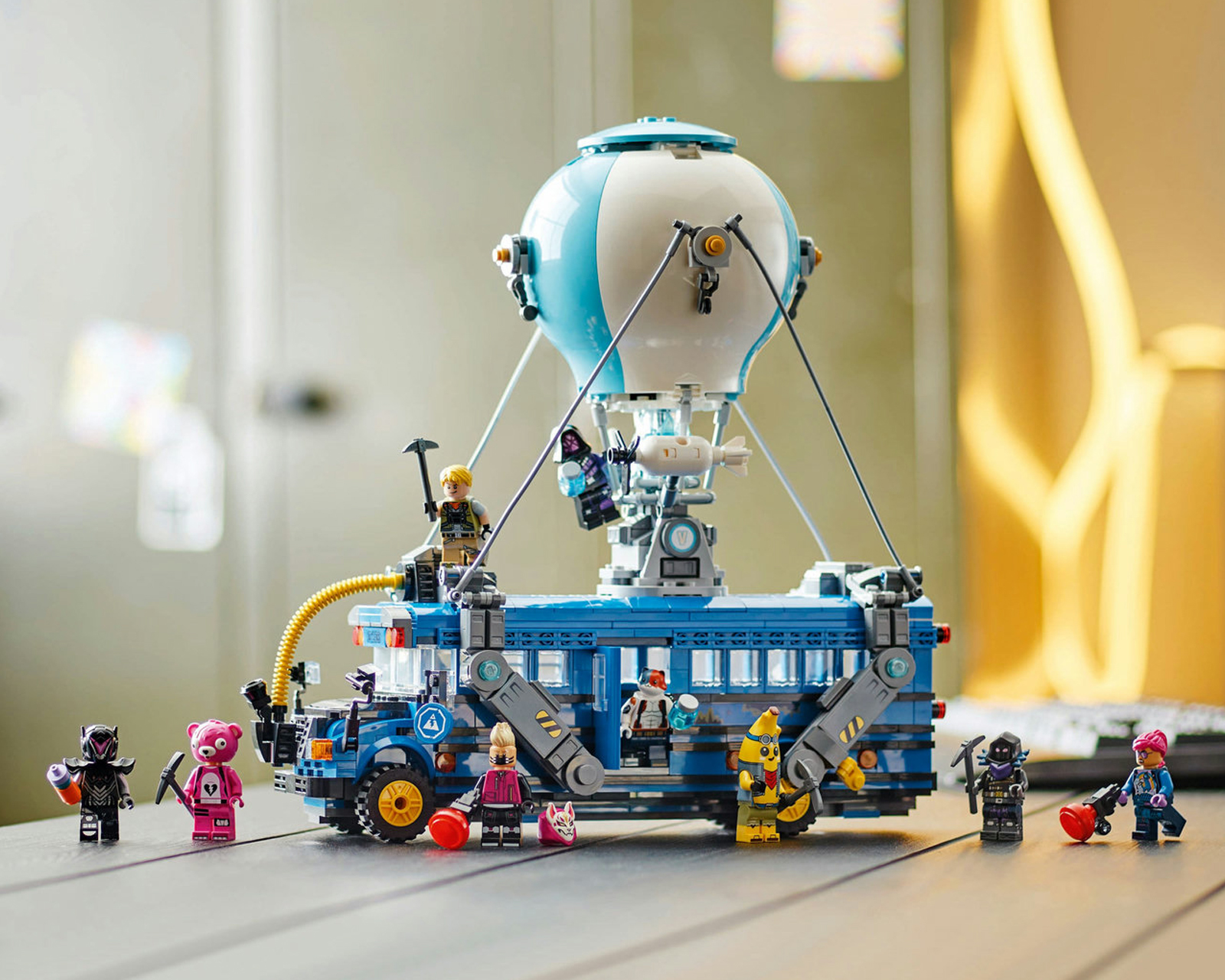 Foto 7 pulgar | Foto 6 | LEGO Fortnite: Autobús de Batalla