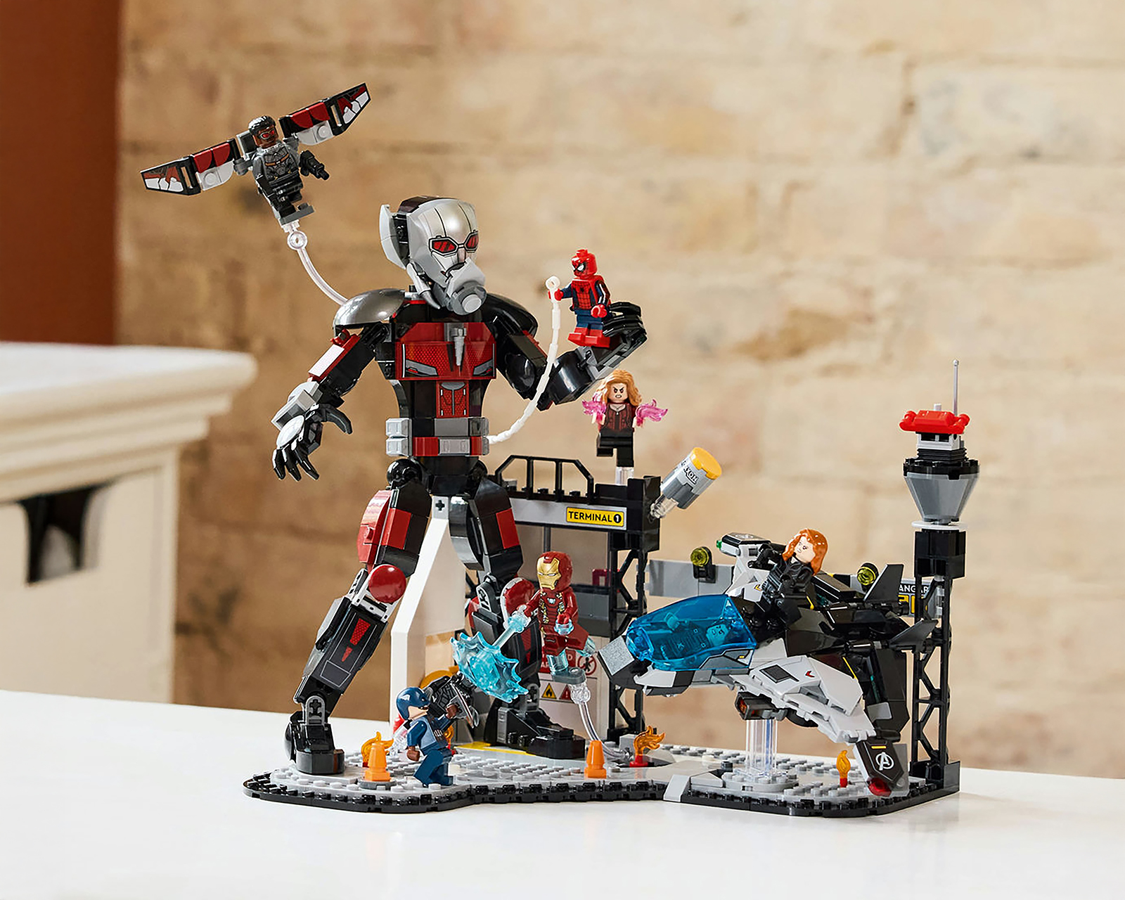 Foto 7 pulgar | Foto 6 | LEGO Gran Batalla de Capitán América: Civil War