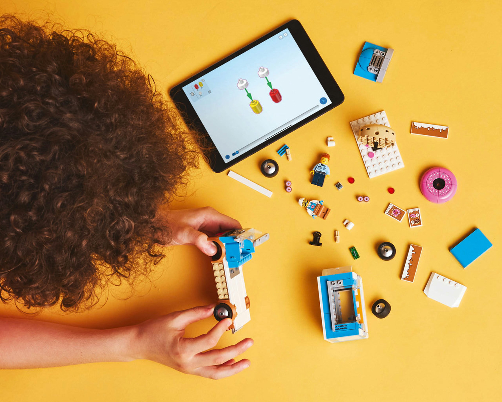 Foto 5 pulgar | Foto 4 | LEGO City Donuts Truck