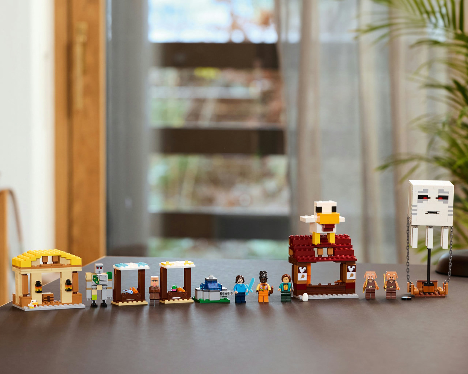 Foto 7 pulgar | Foto 6 | LEGO Minecraft El Ataque a la Aldea del Globo de Ghast