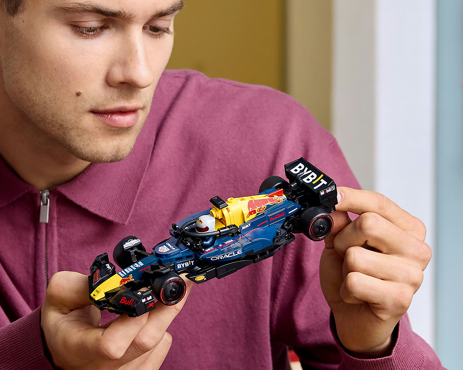 Foto 6 pulgar | Foto 5 | LEGO Speed Champions: Coche de Carreras Oracle Red Bull Racing RB20 F1