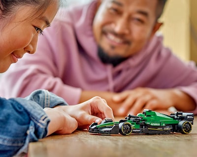 Foto 5 | Foto 5 | LEGO Speed Champions: Coche de Carreras Aston Martin Aramco F1