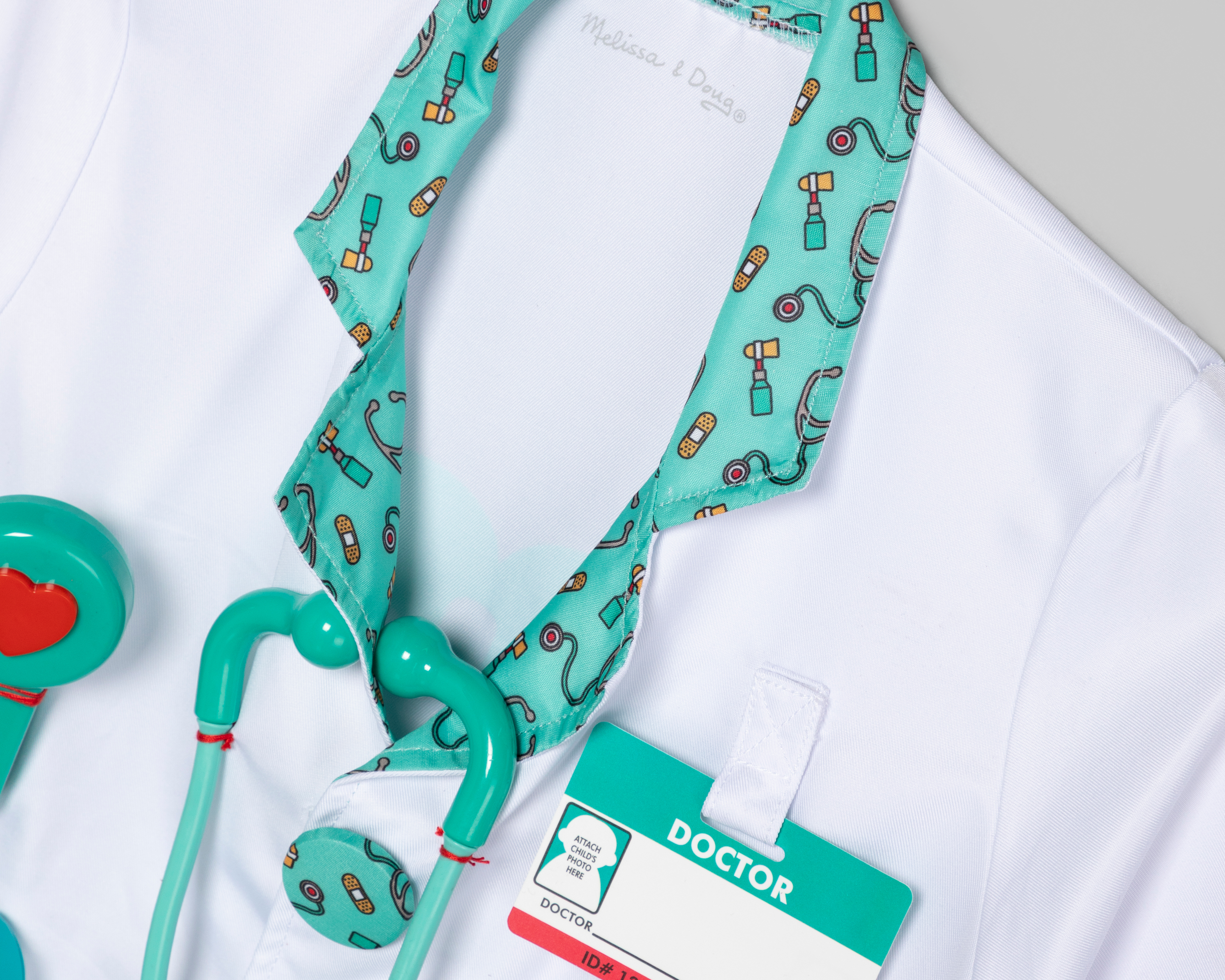 Foto 4 pulgar | Foto 3 | Disfraz de Doctor Melissa & Doug para Niño