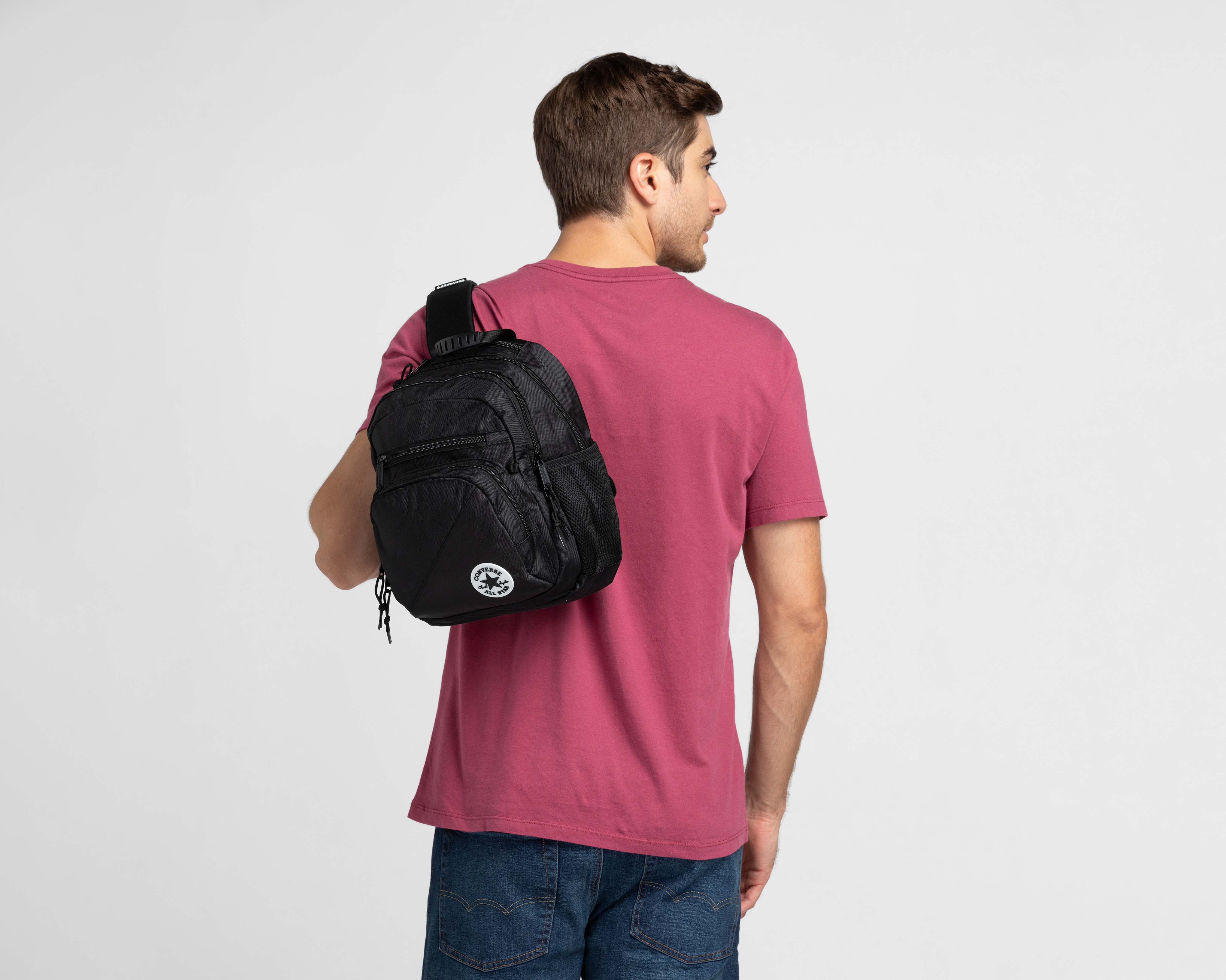 Foto 9 pulgar | Foto 8 | Mochila Converse Negra