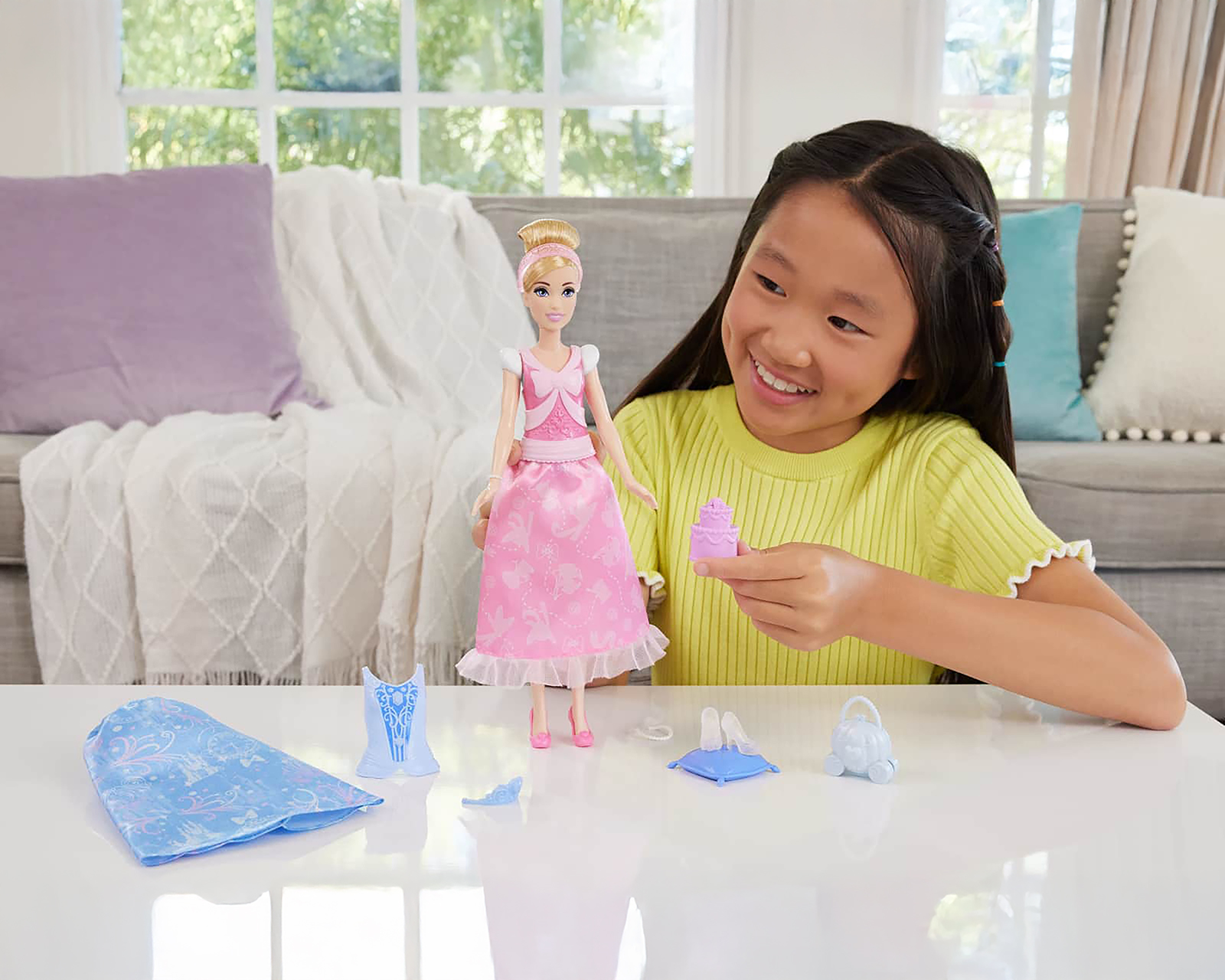 Foto 8 pulgar | Foto 7 | Cenicienta Disney Princesas con Accesorios