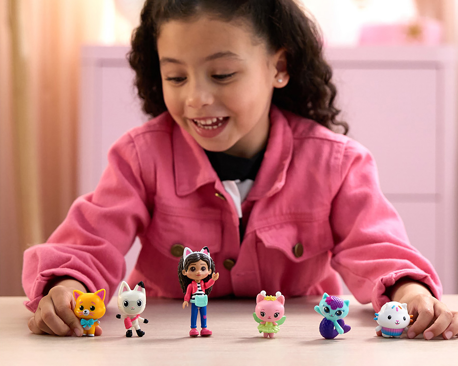 Foto 4 pulgar | Foto 3 | Set de Figuras Gabbys Dollhouse la Película 6 Piezas