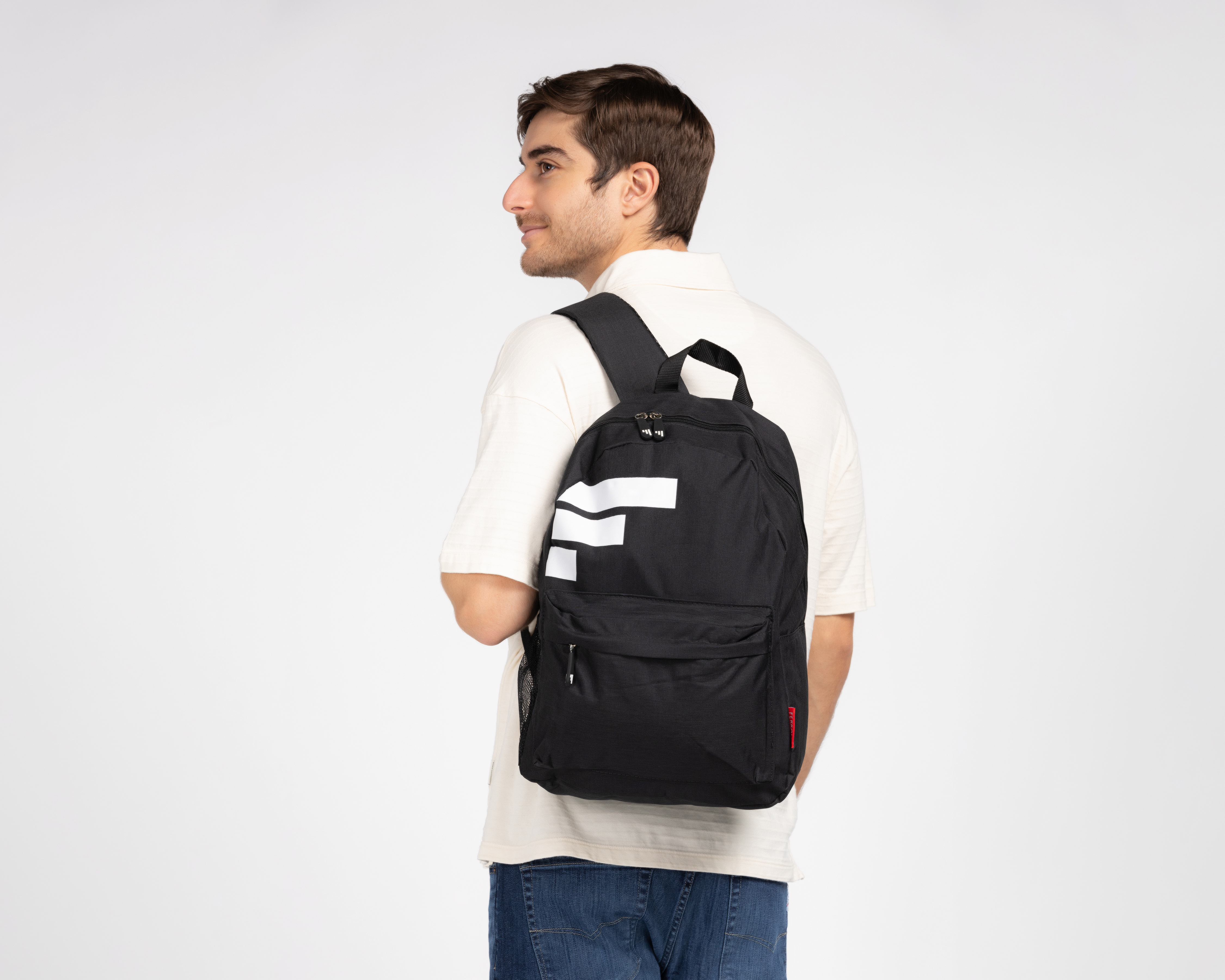 Foto 9 pulgar | Foto 8 | Mochila Ferrato Negra