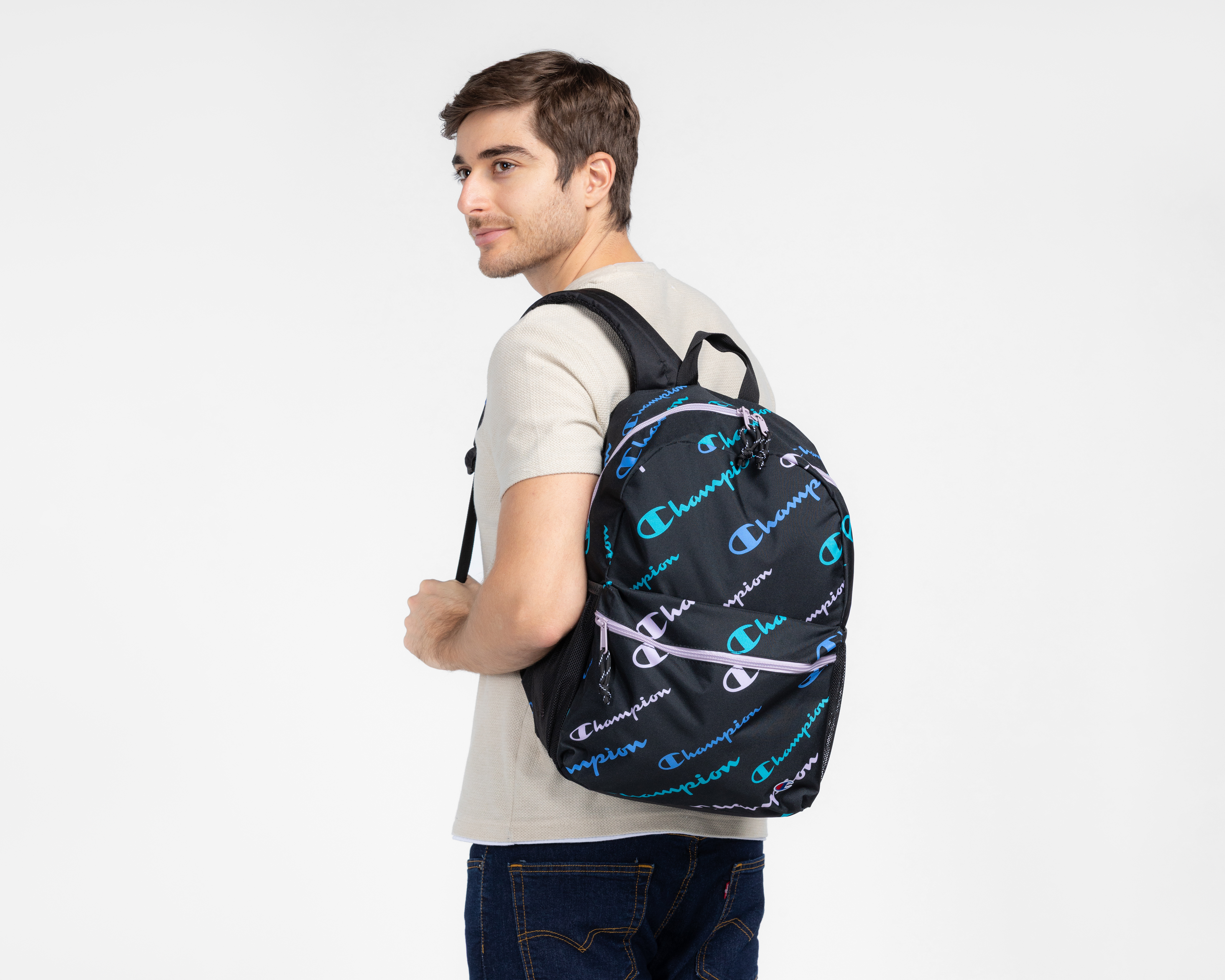 Foto 9 pulgar | Foto 8 | Mochila Champion Negra