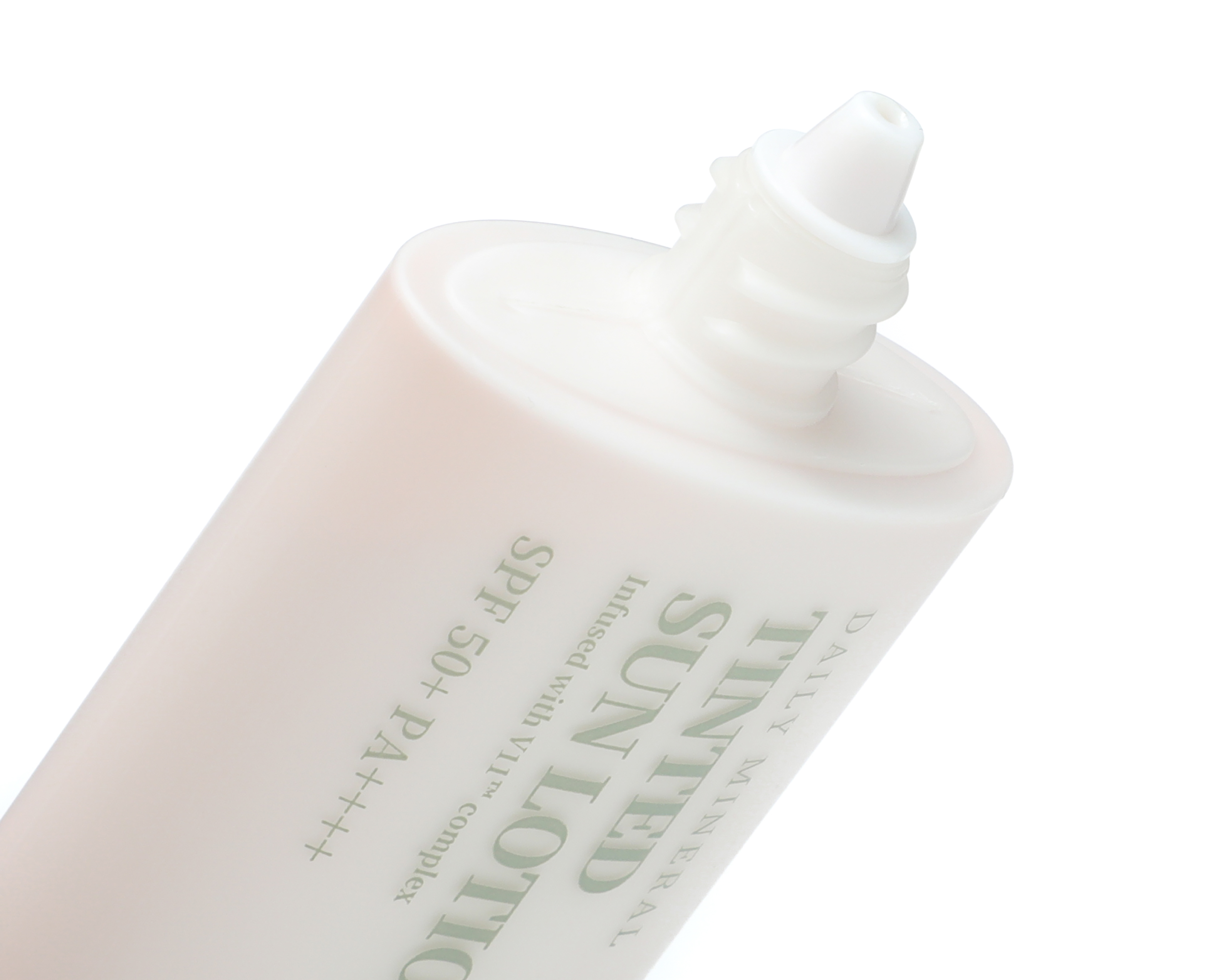 Foto 3 | Foto 3 | Loción Protectora Solar Daily Mineral Tinted Sun Lotion SPF 50+ Village 11 Factory 50 ml