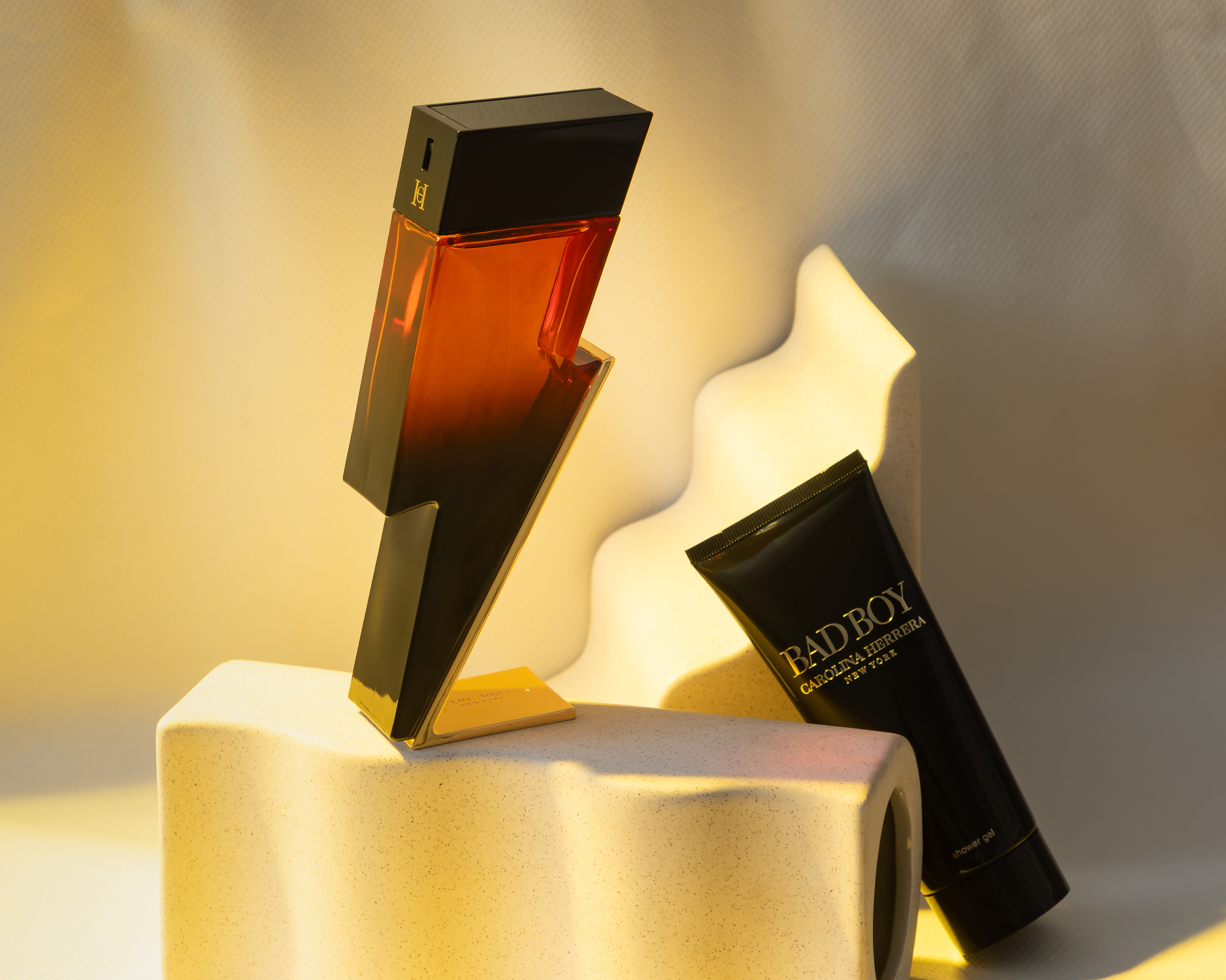 Foto 6 pulgar | Foto 5 | Estuche para Hombre Carolina Herrera Bad Boy Elixir 2 Piezas