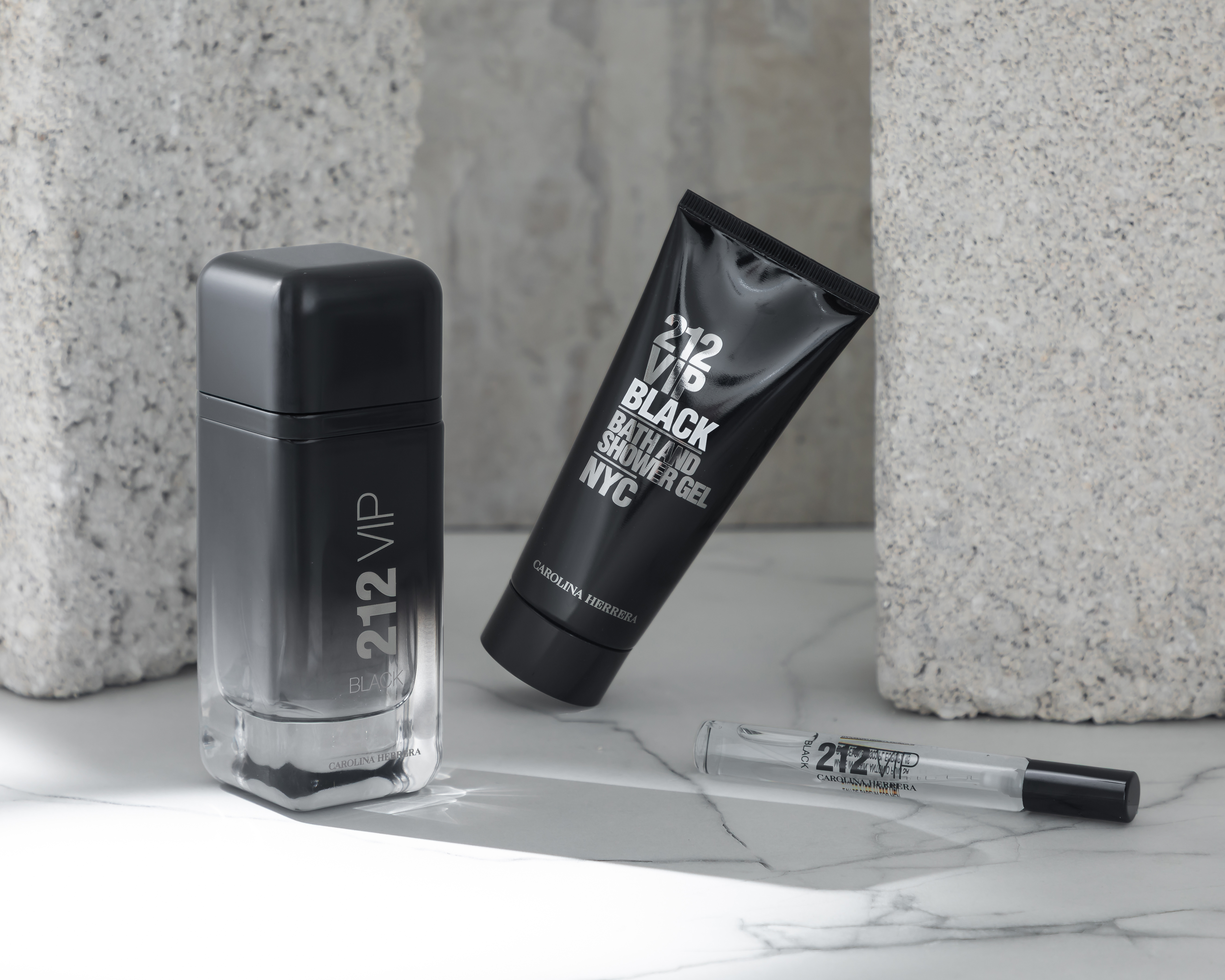 Foto 6 pulgar | Foto 5 | Estuche para Hombre Carolina Herrera 212 VIP Black 3 Piezas