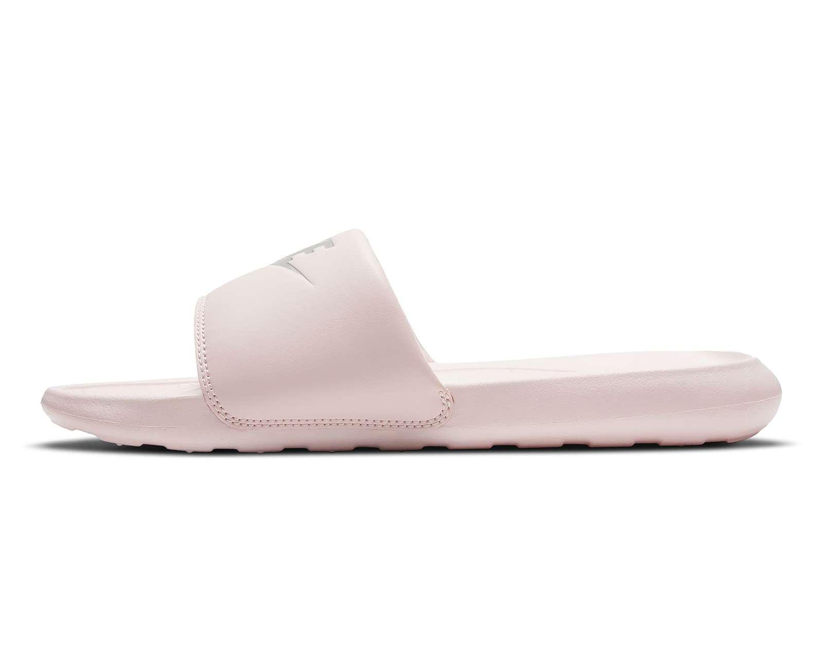 Foto 3 pulgar | Foto 2 | Sandalias Deportivas Nike Victori One para Mujer