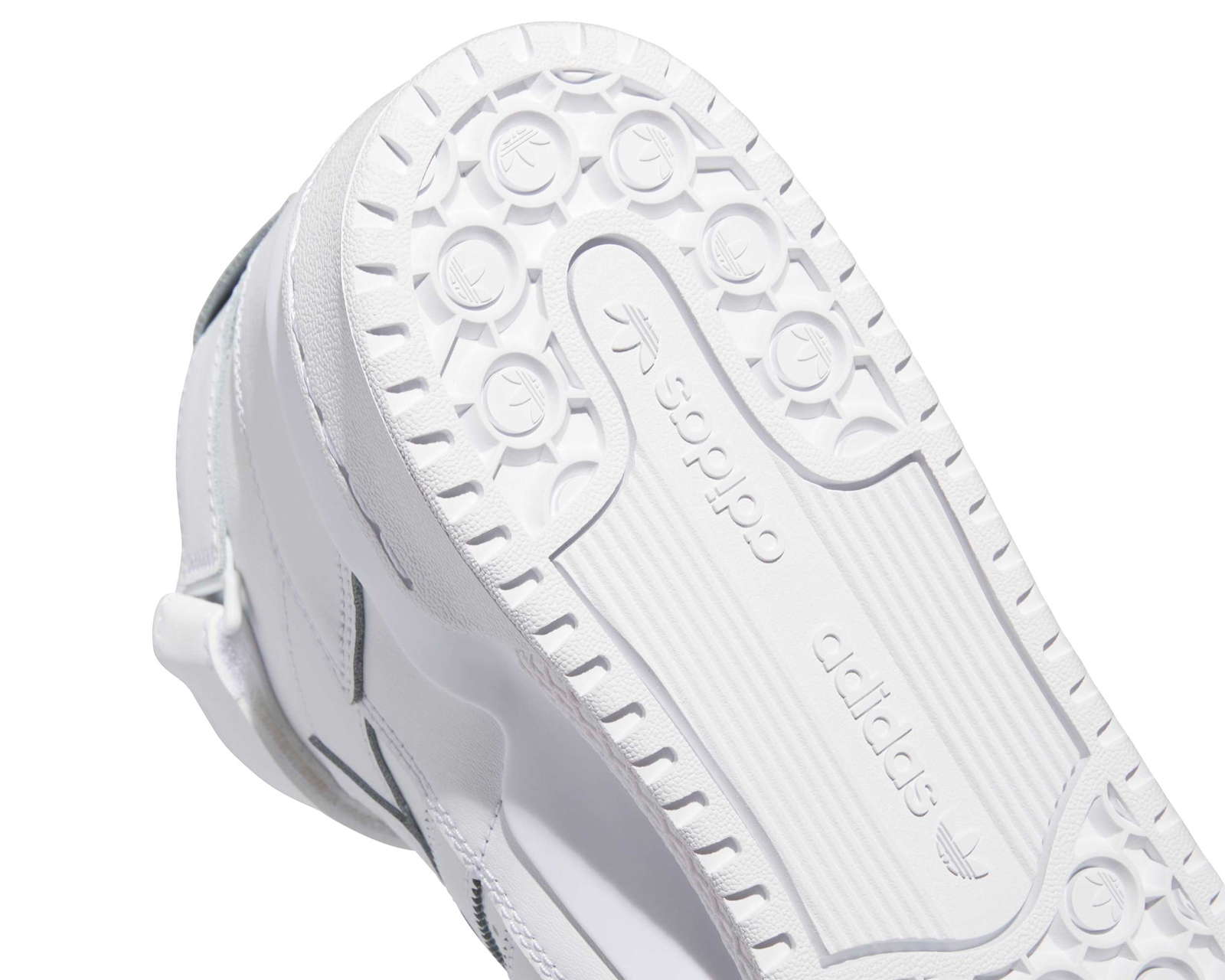 Foto 9 pulgar | Foto 8 | Tenis Adidas Forum Mid para Hombre