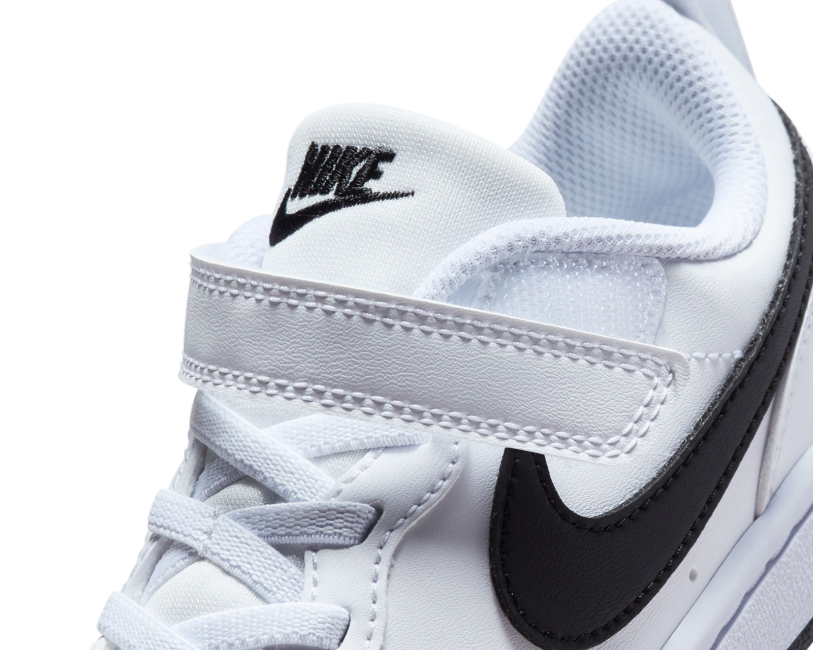 Foto 8 pulgar | Foto 7 | Tenis Nike Court Borough para Niño