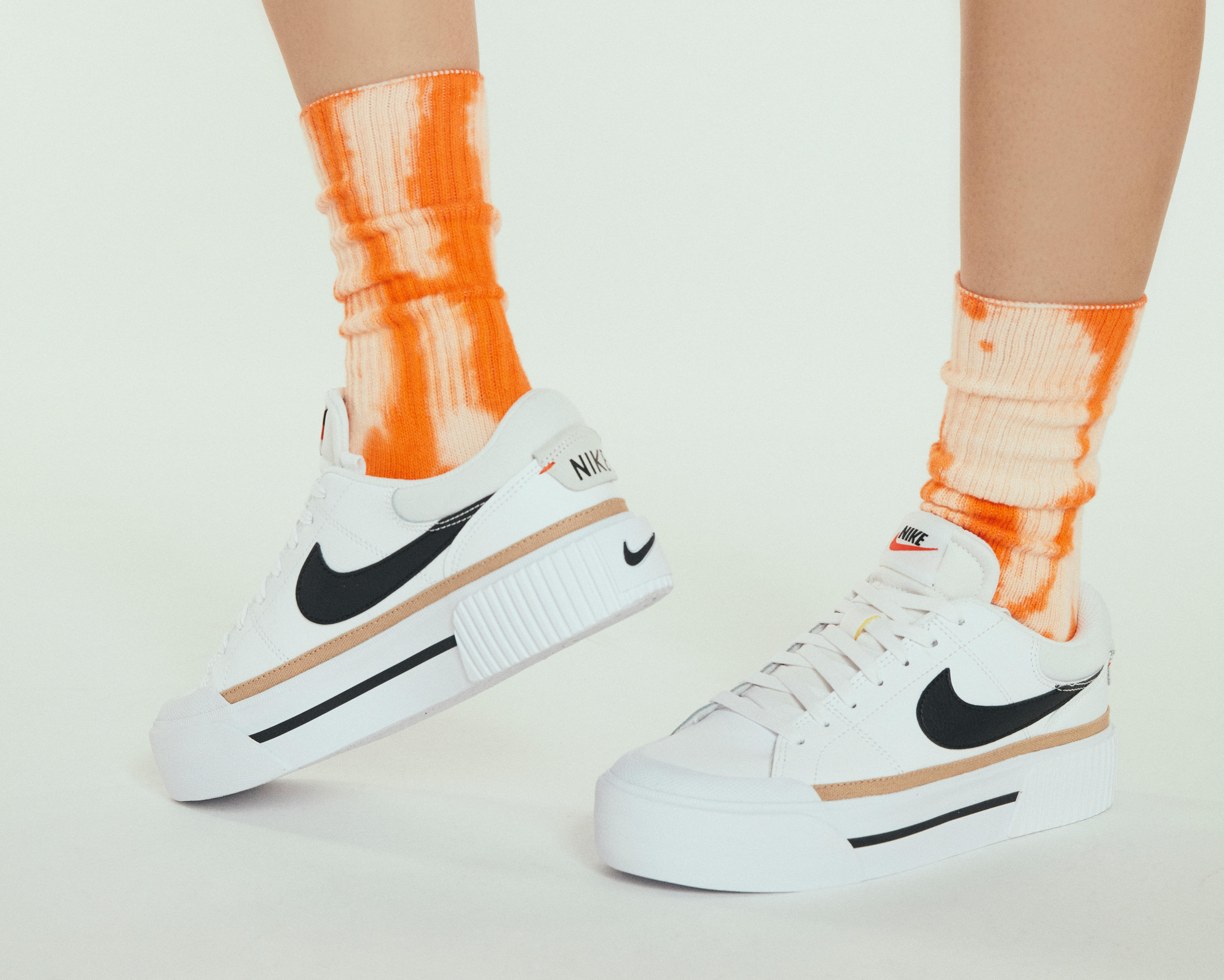 Foto 10 pulgar | Foto 9 | Tenis Nike Court Legacy Lift para Mujer