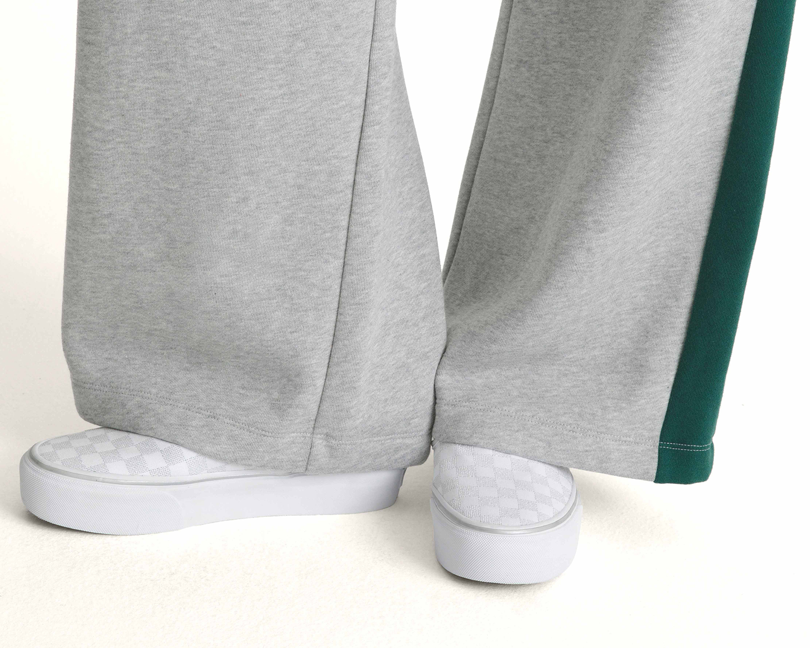 Foto 6 pulgar | Foto 5 | Tenis Vans Slip-On Juveniles