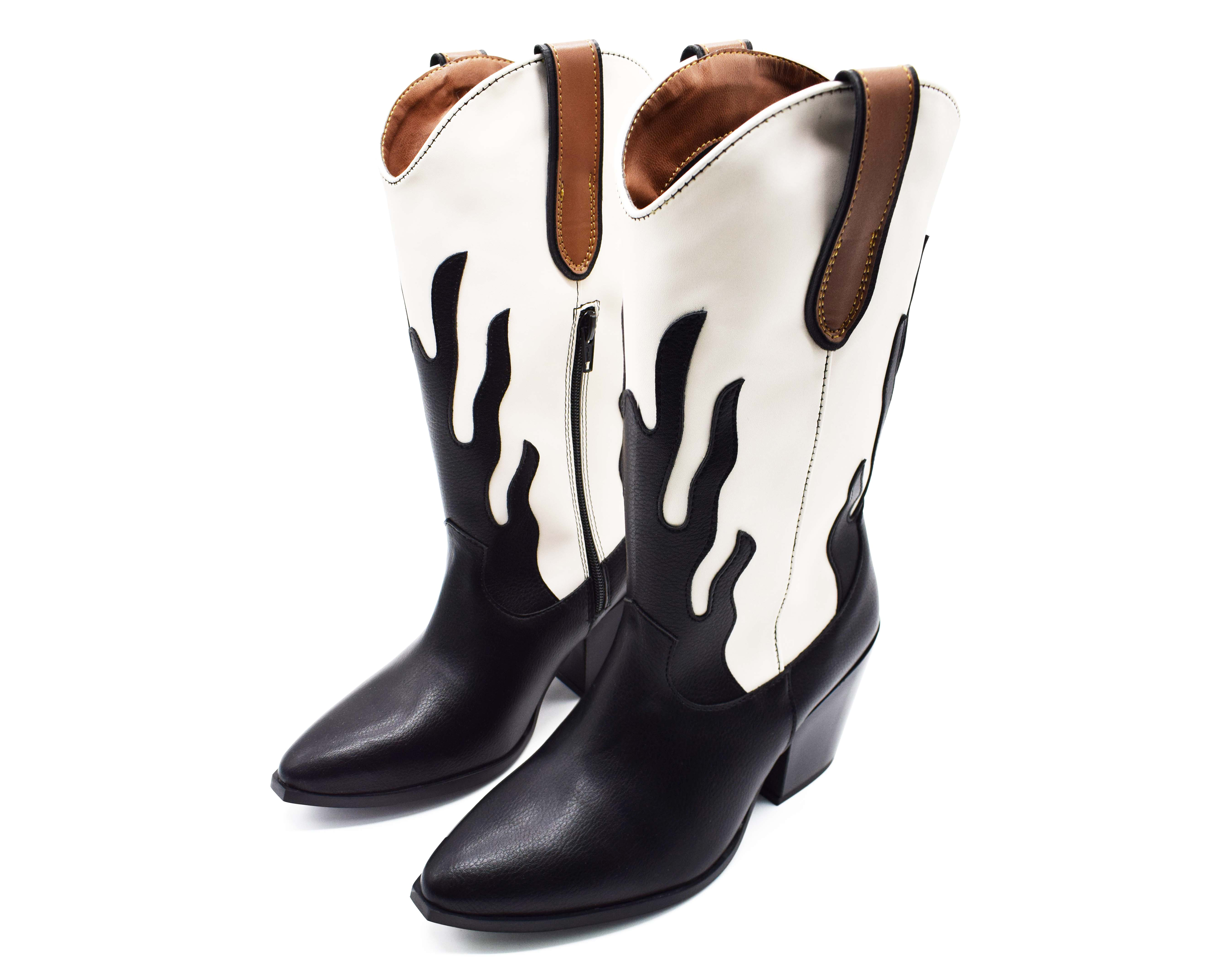 Foto 2 pulgar | Foto 1 | Botas Vaqueras Frida Kollection para Mujer
