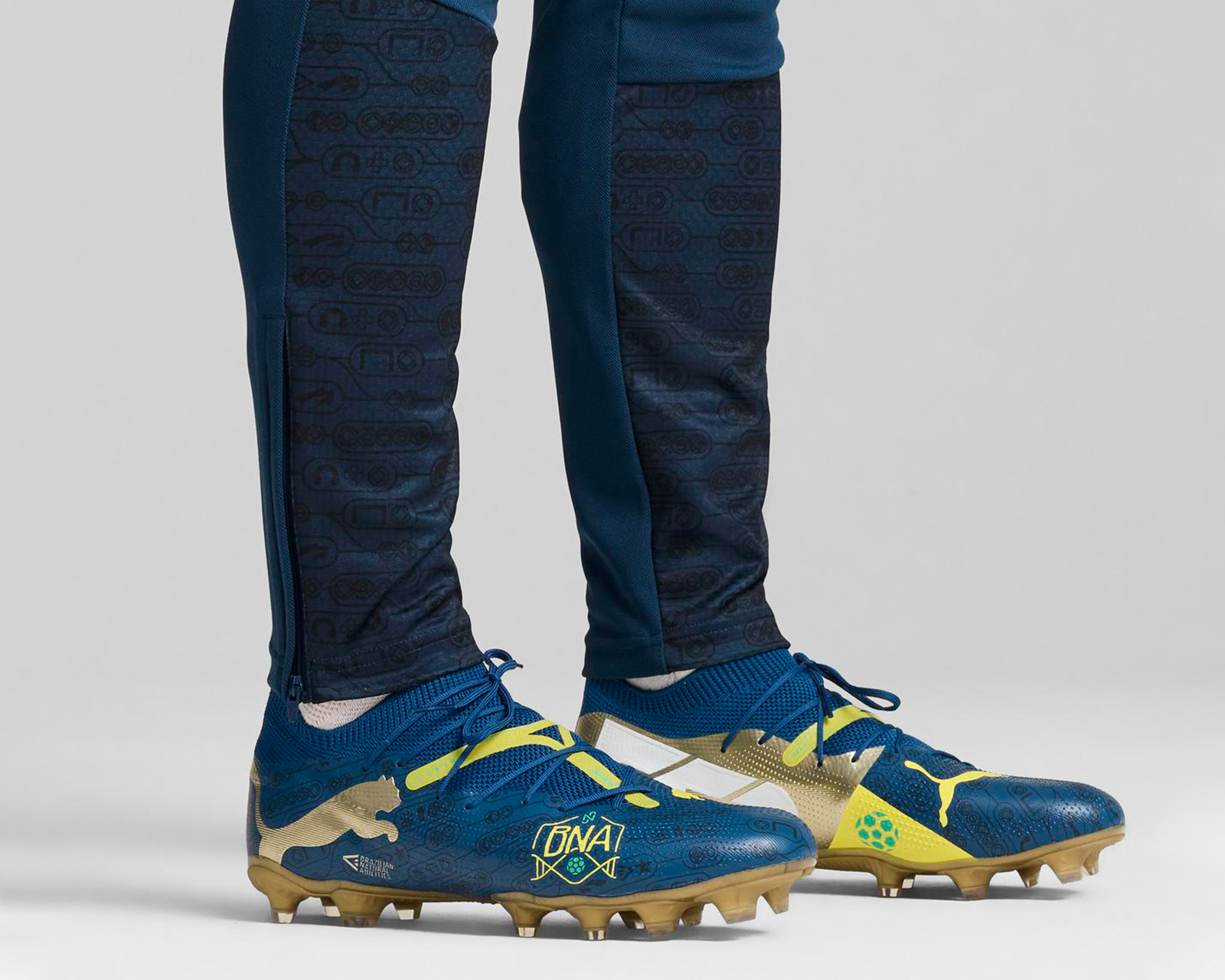 Foto 7 | Foto 7 | Taquetes para Futbol Puma Future 7 Match BNA para Hombre