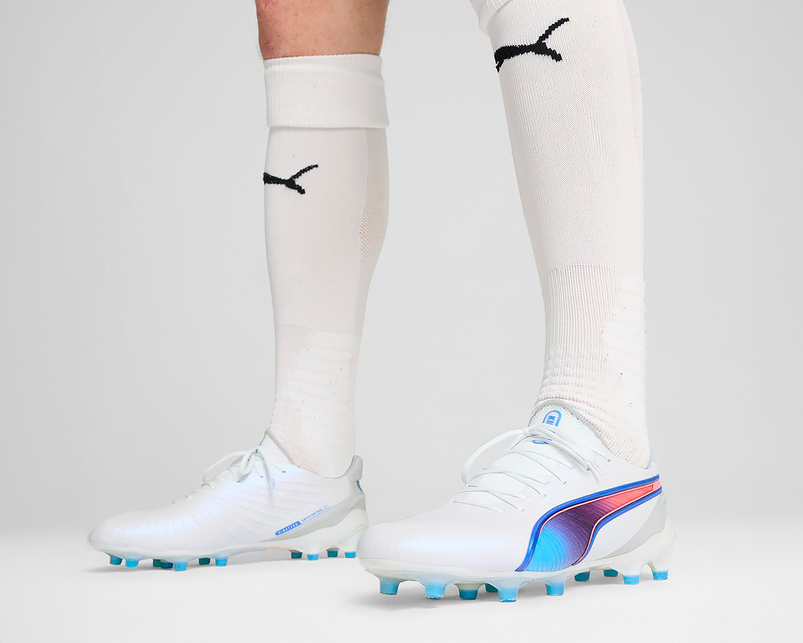 Foto 2 | Foto 2 | Taquetes Puma King Ultimate FG/AG para Hombre