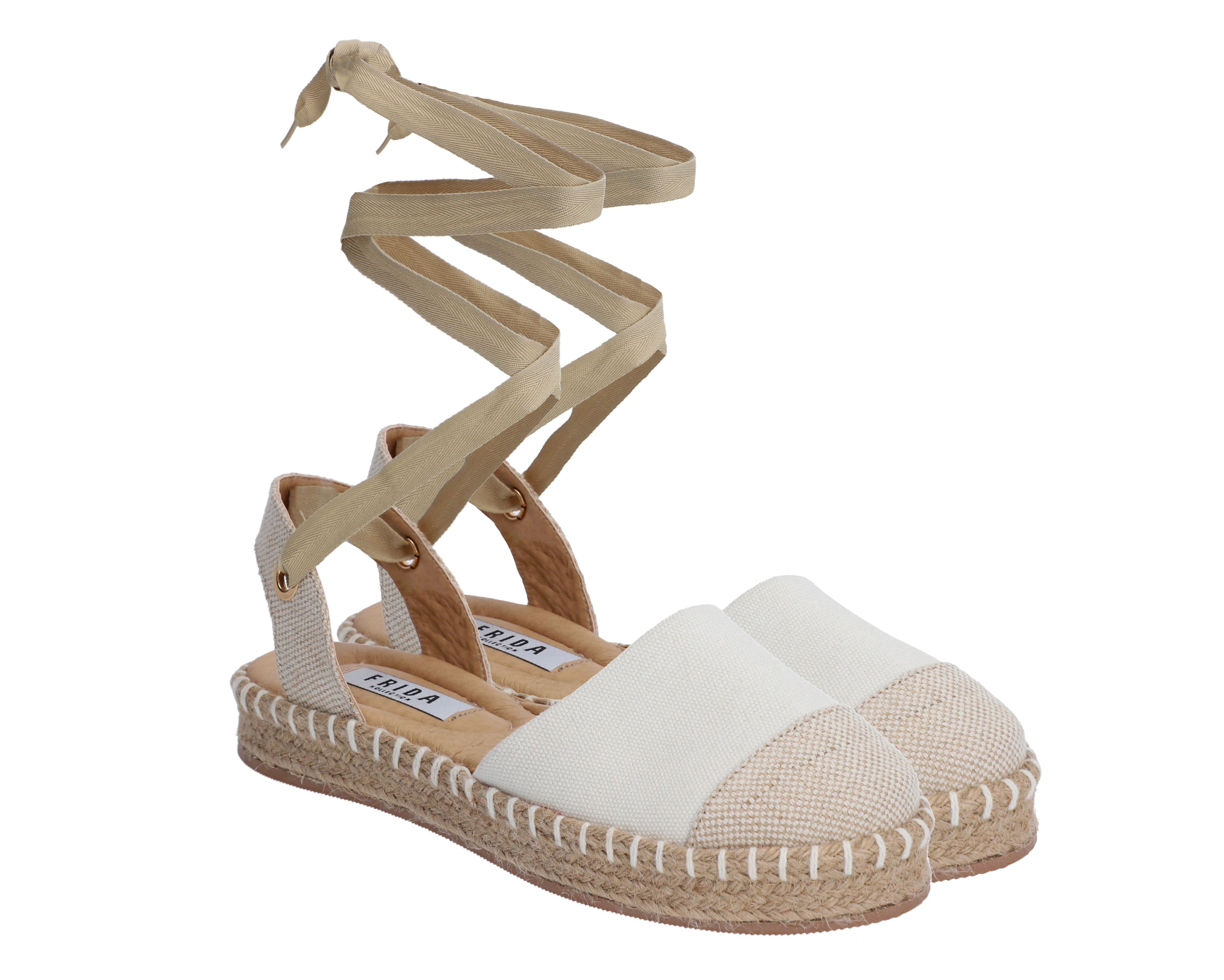 Foto 2 pulgar | Foto 1 | Alpargatas Frida Kollection para Mujer