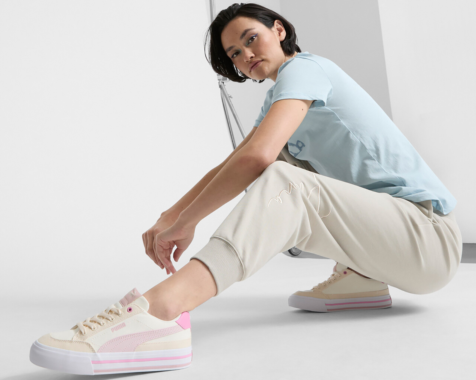 Foto 9 pulgar | Foto 8 | Tenis Puma Court Classic Vulc para Mujer