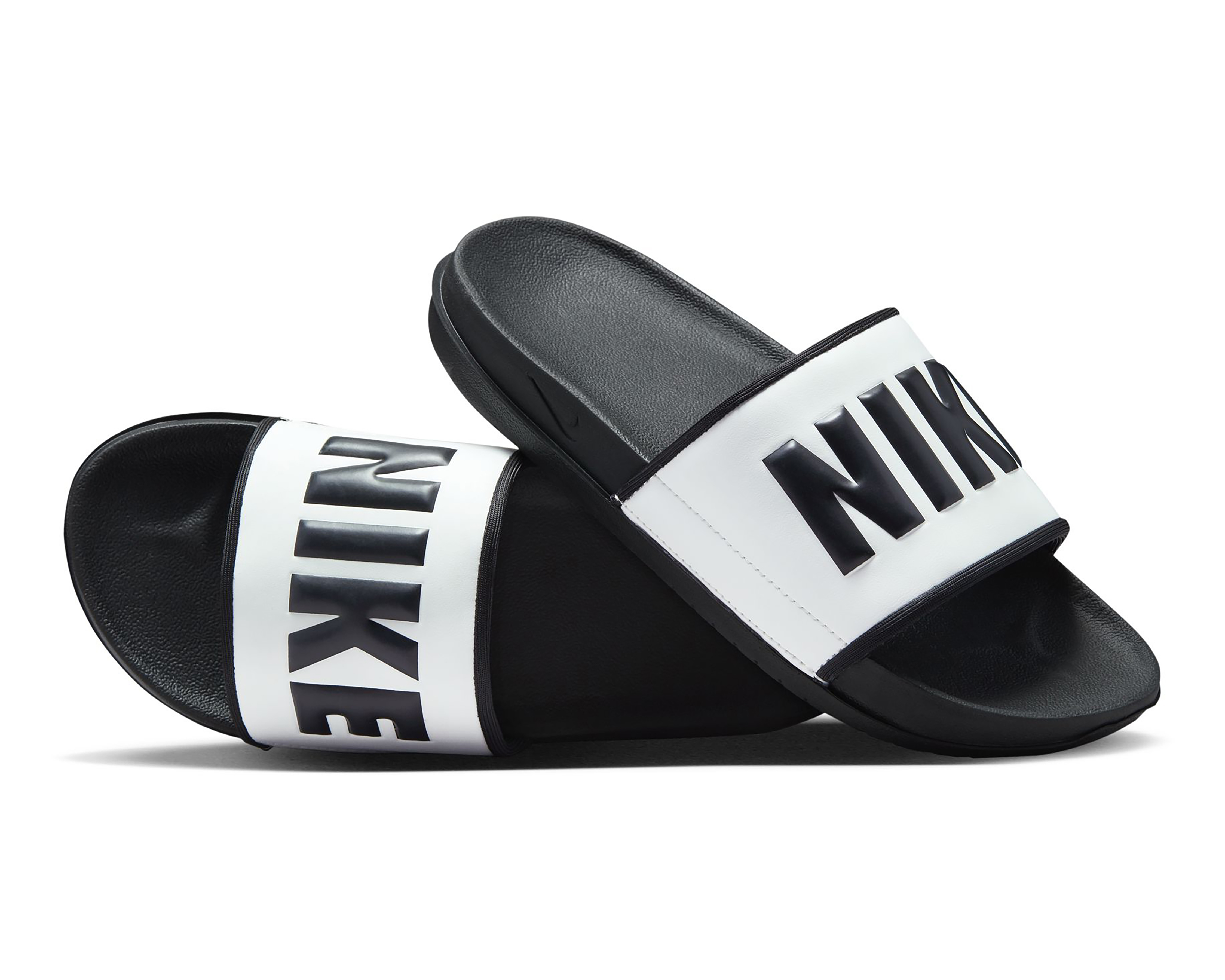 Foto 2 pulgar | Foto 1 | Sandalias Deportivas Nike Offcourt para Mujer