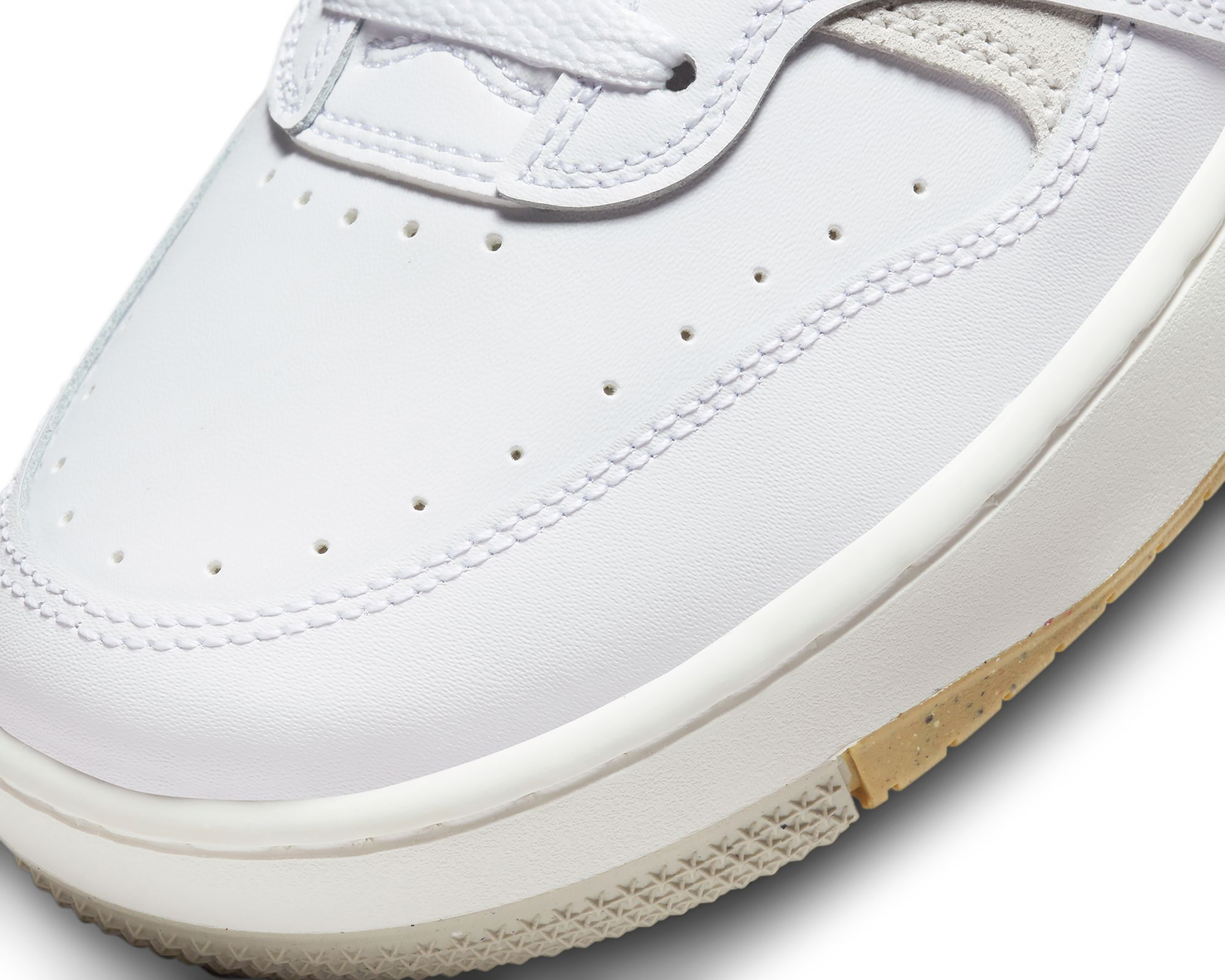 Foto 7 pulgar | Foto 6 | Tenis Nike Gamma Force para Mujer