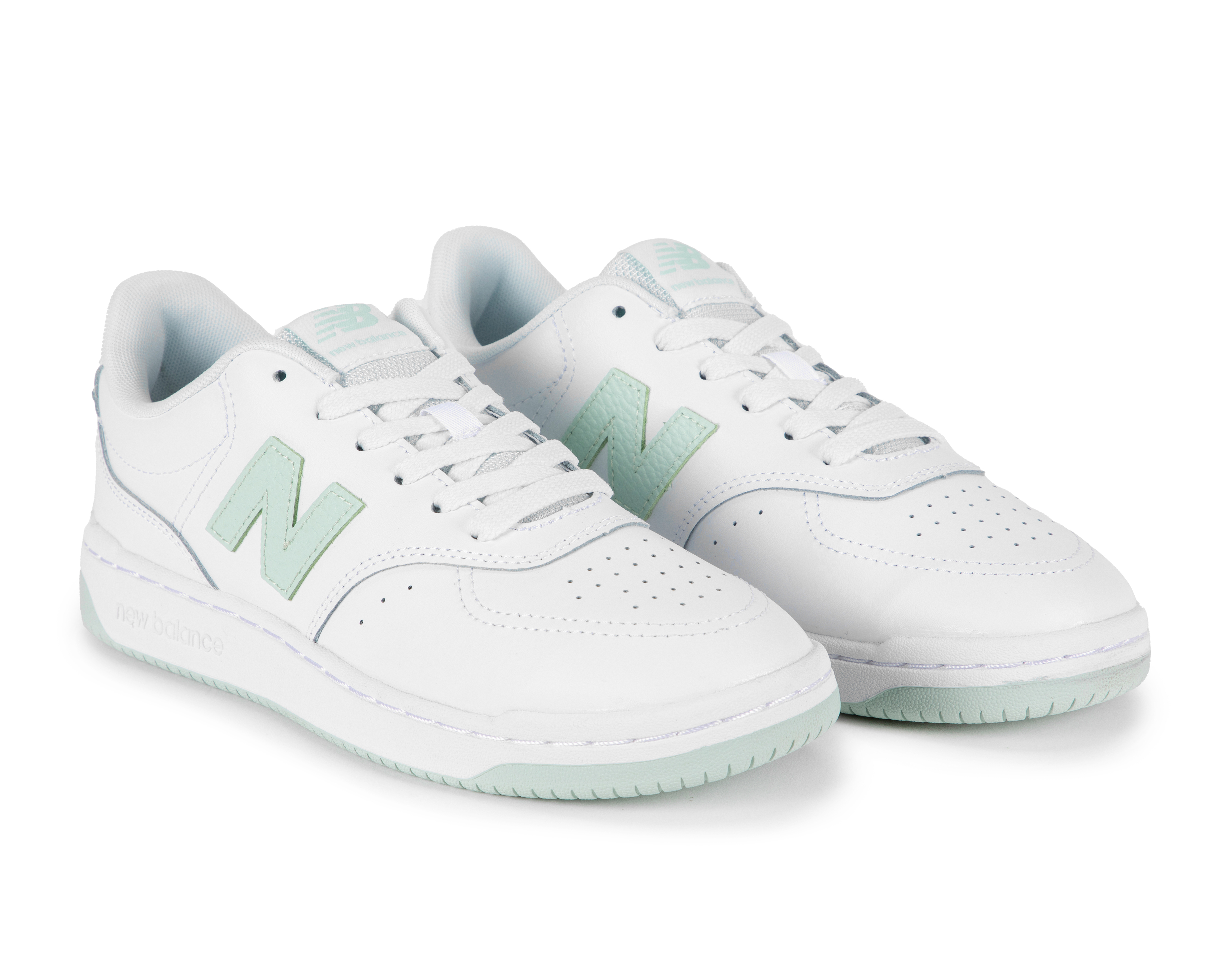 Foto 2 pulgar | Foto 1 | Tenis Casuales New Balance de Piel para Mujer