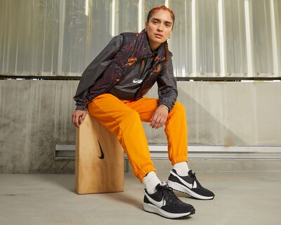 Foto 8 | Foto 8 | Tenis para Correr Nike Waffle Debut para Mujer