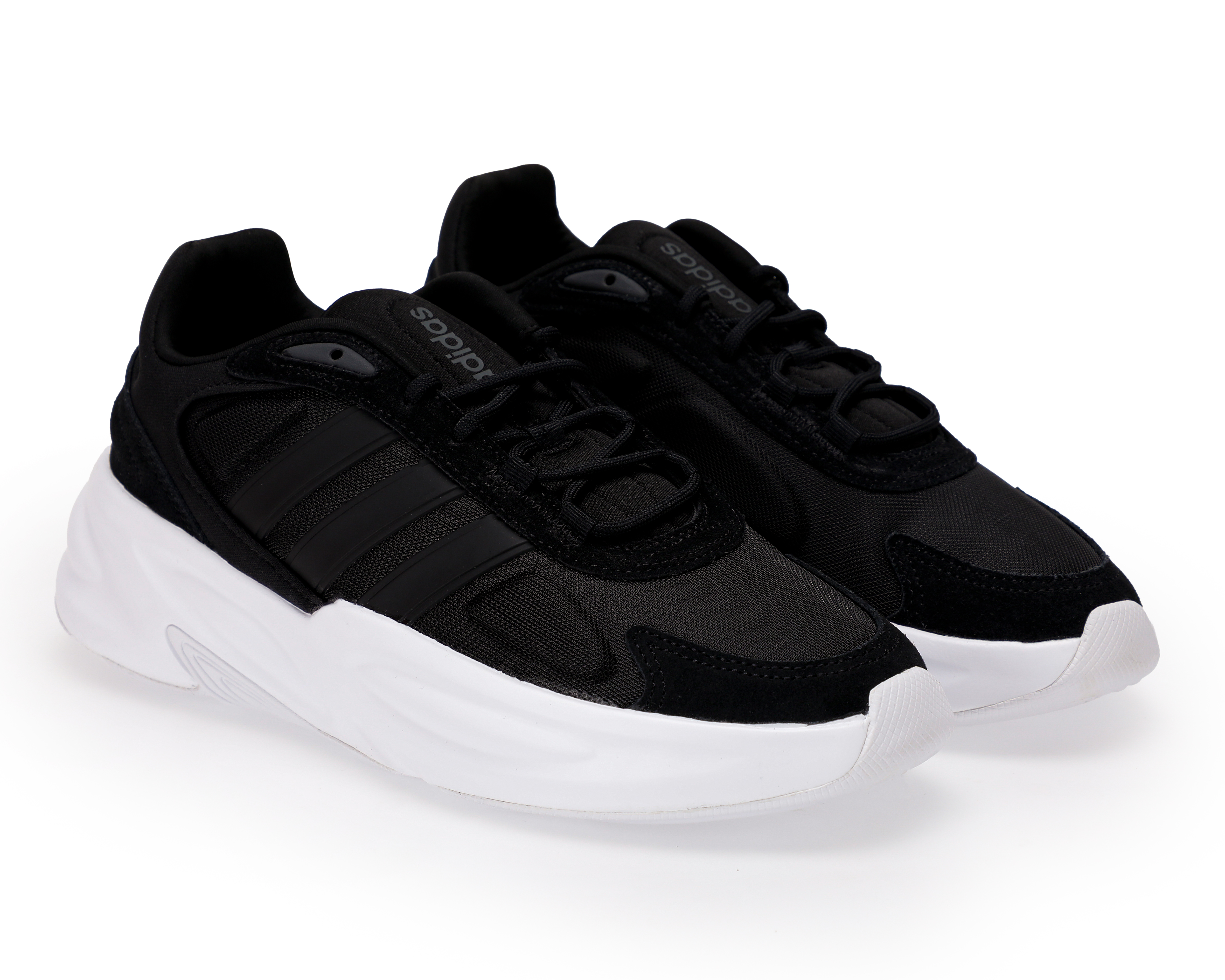 Foto 2 pulgar | Foto 1 | Tenis para Correr Adidas Ozelle para Hombre