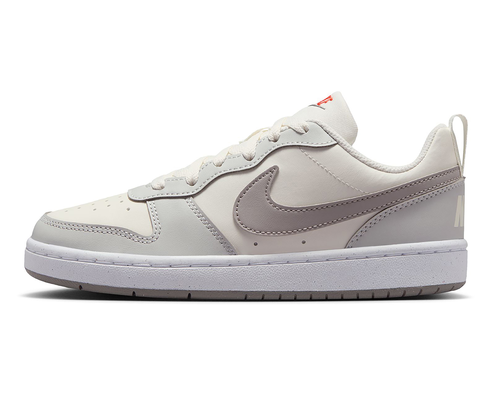 Foto 4 pulgar | Foto 3 | Tenis Nike Court Borough Low Recraft Juveniles