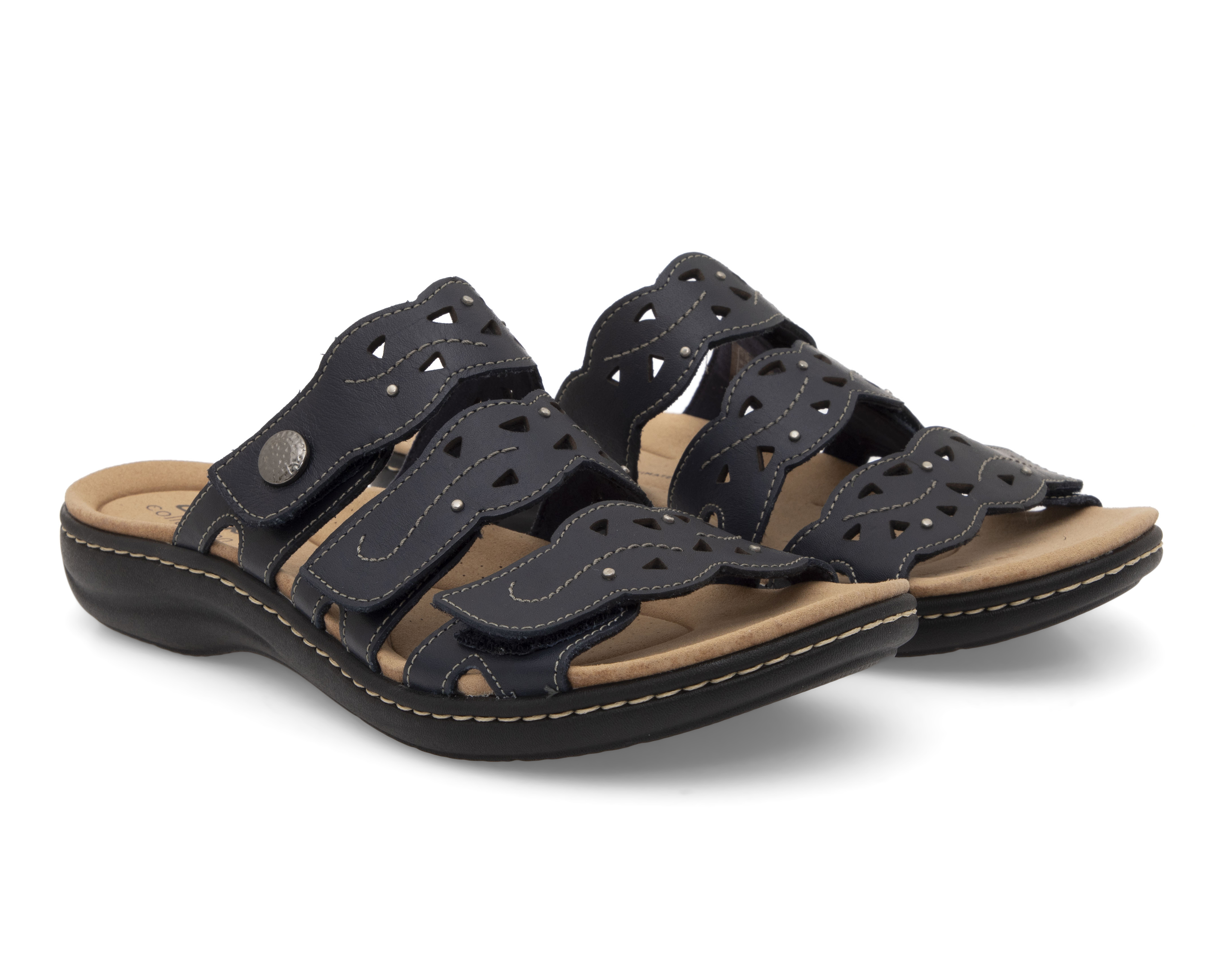 Foto 2 pulgar | Foto 1 | Sandalias Confort Clarks de Piel para Mujer