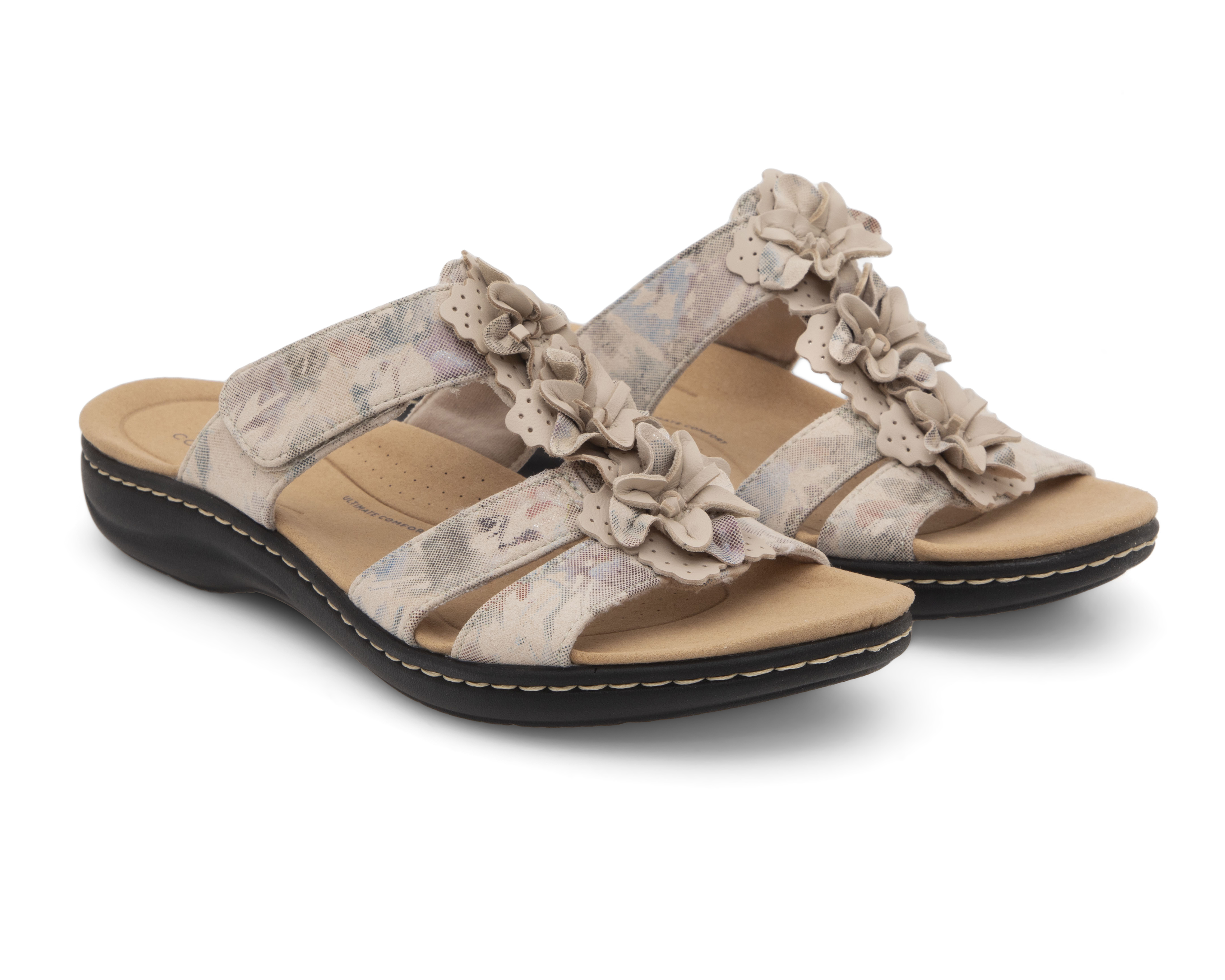 Foto 2 pulgar | Foto 1 | Sandalias Confort Clarks de Piel para Mujer