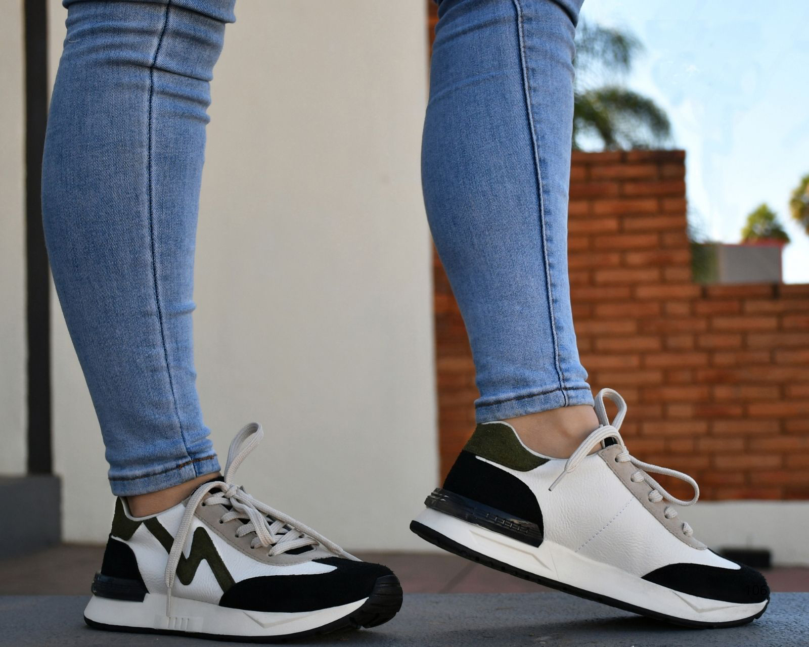 Foto 7 | Foto 7 | Tenis Casuales 18 Forever para Mujer