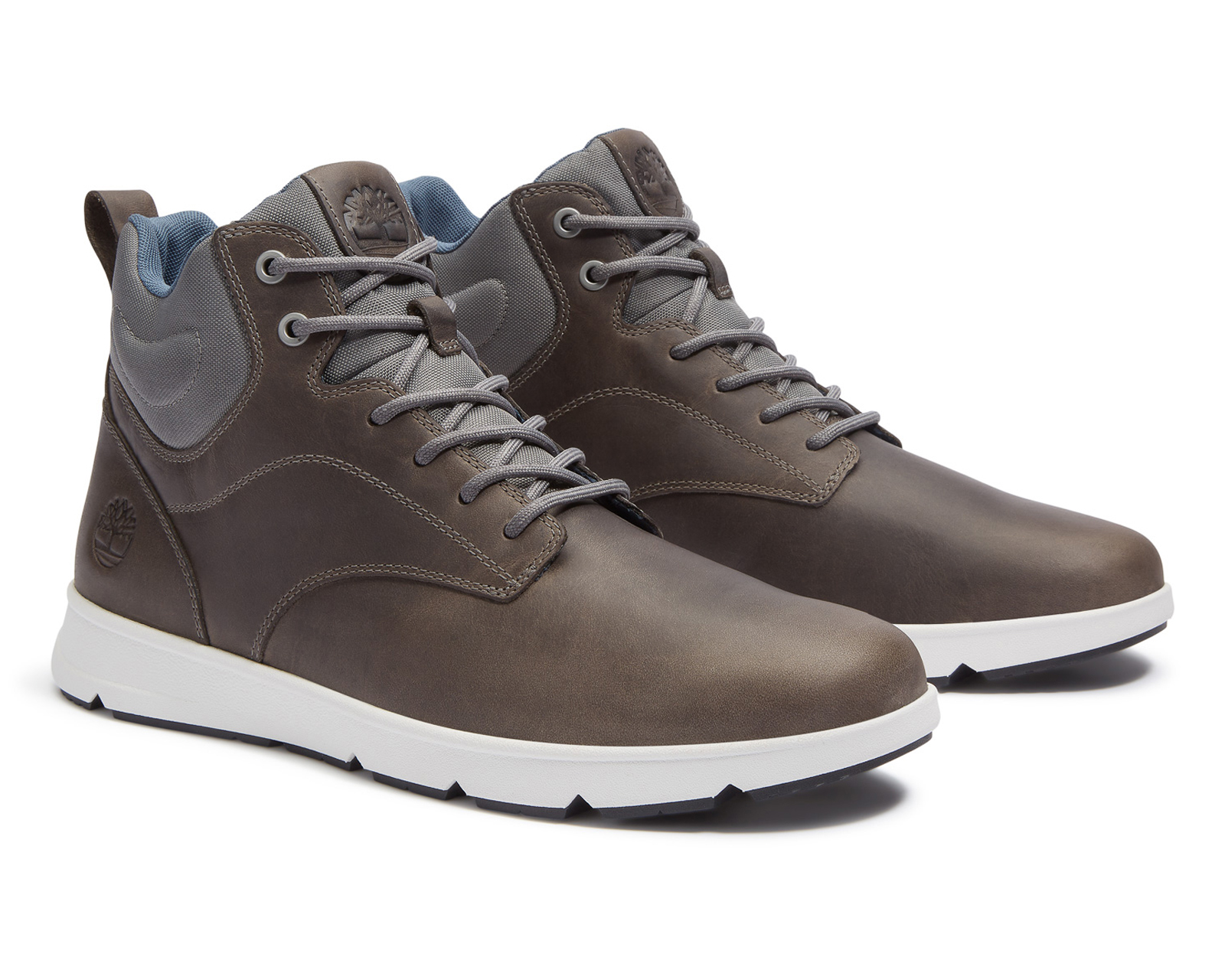Foto 2 pulgar | Foto 1 | Tenis Timberland Parker Street de Piel para Hombre