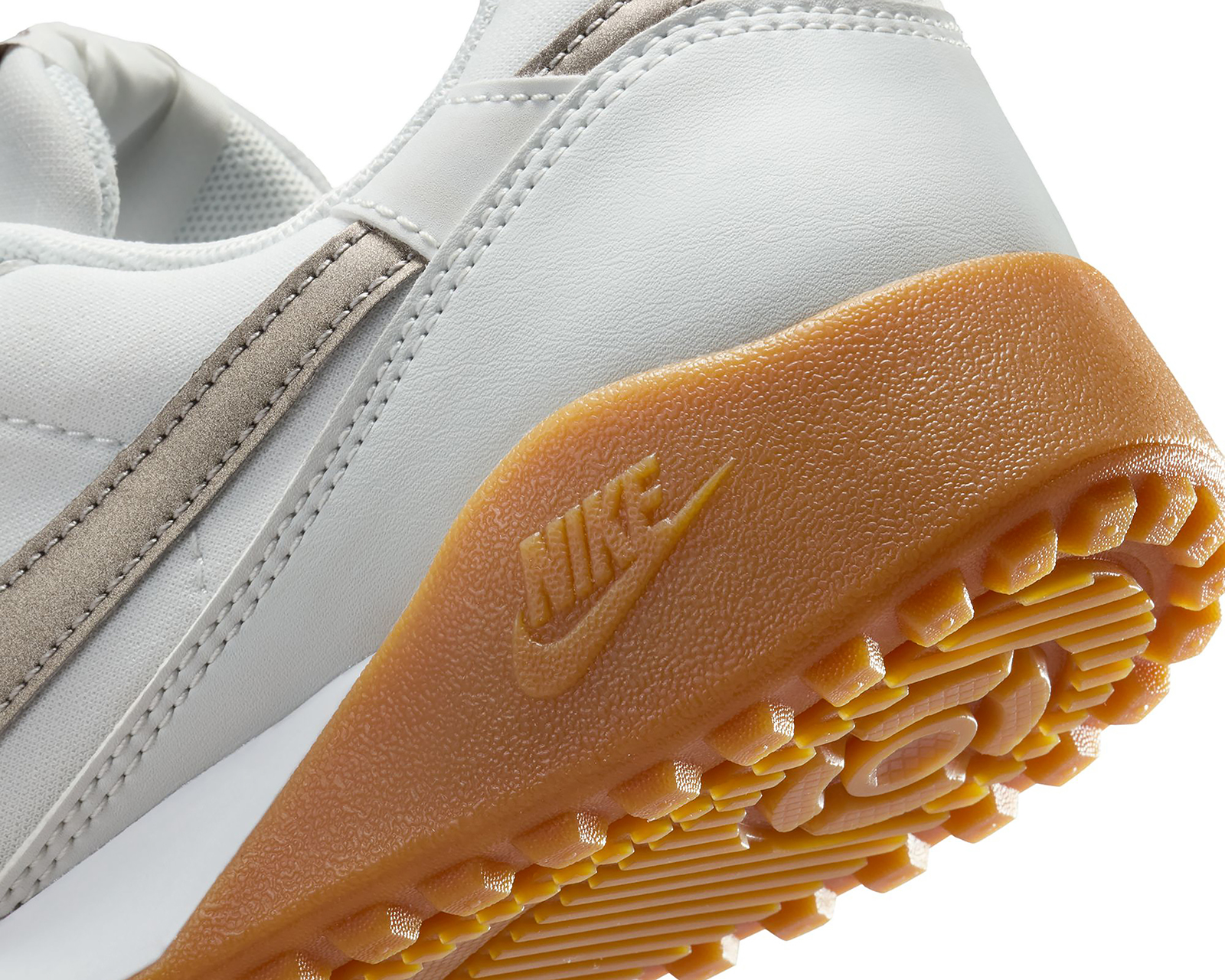 Foto 9 pulgar | Foto 8 | Tenis Nike Terra Manta para Mujer